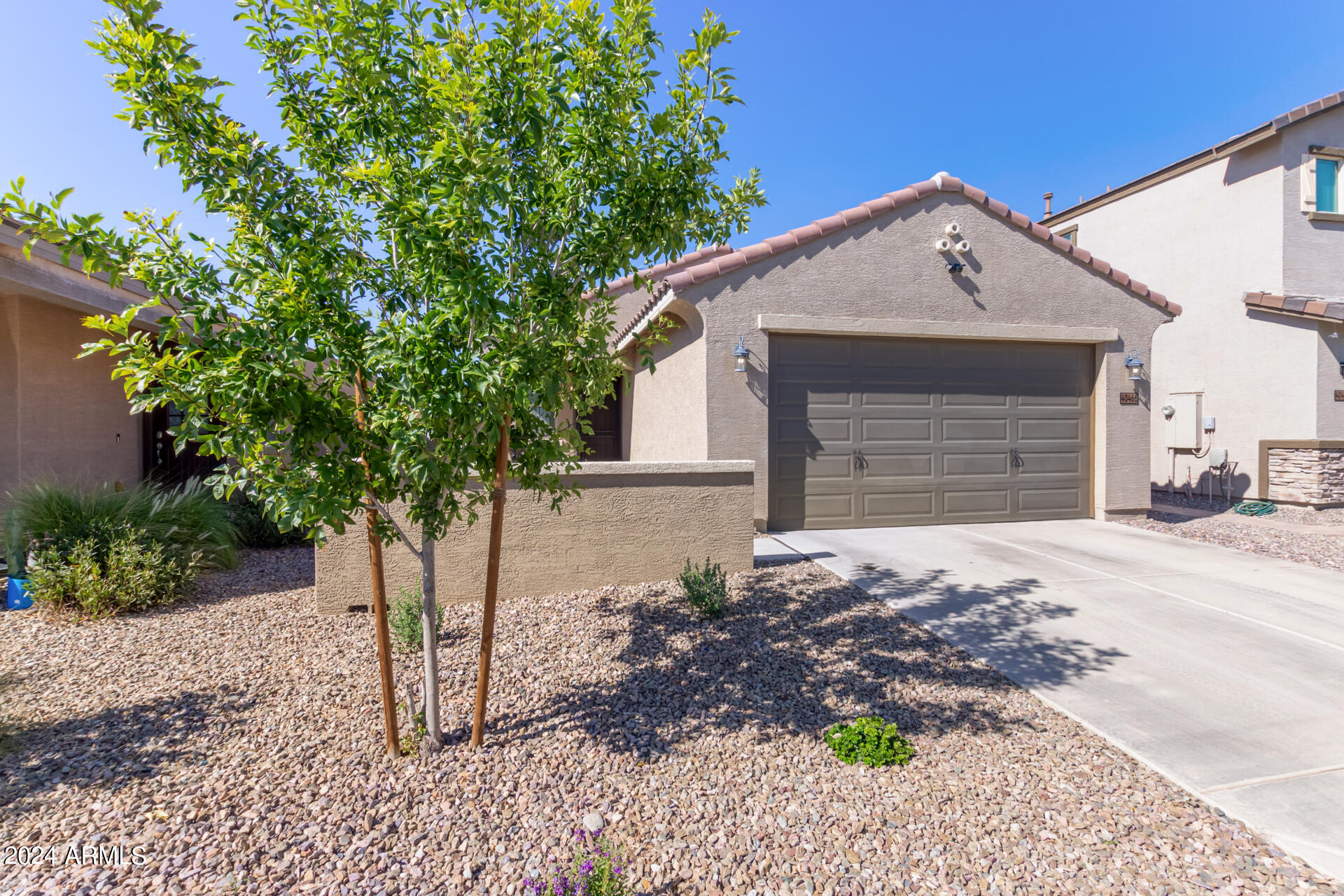 40466 W Hillman Drive