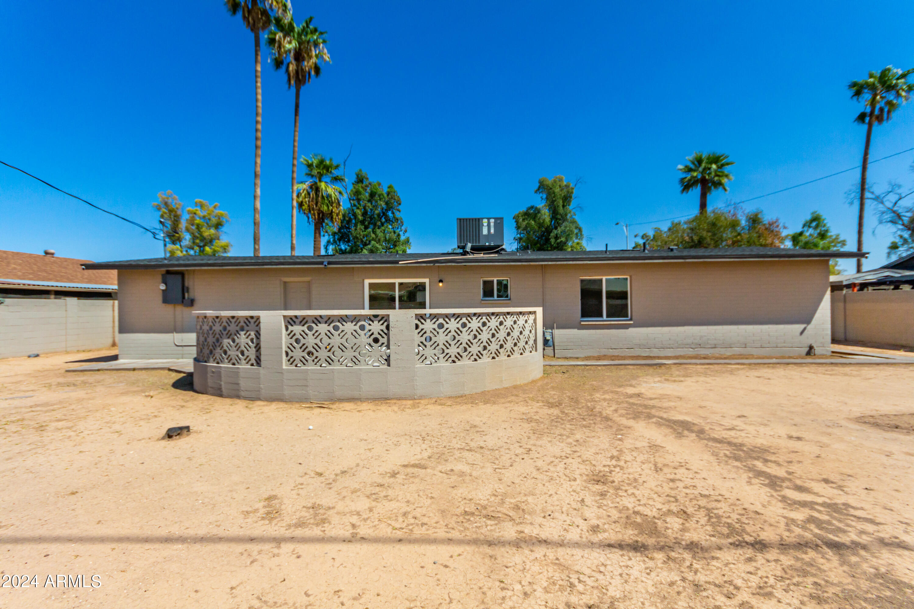 4240 N 63RD Avenue