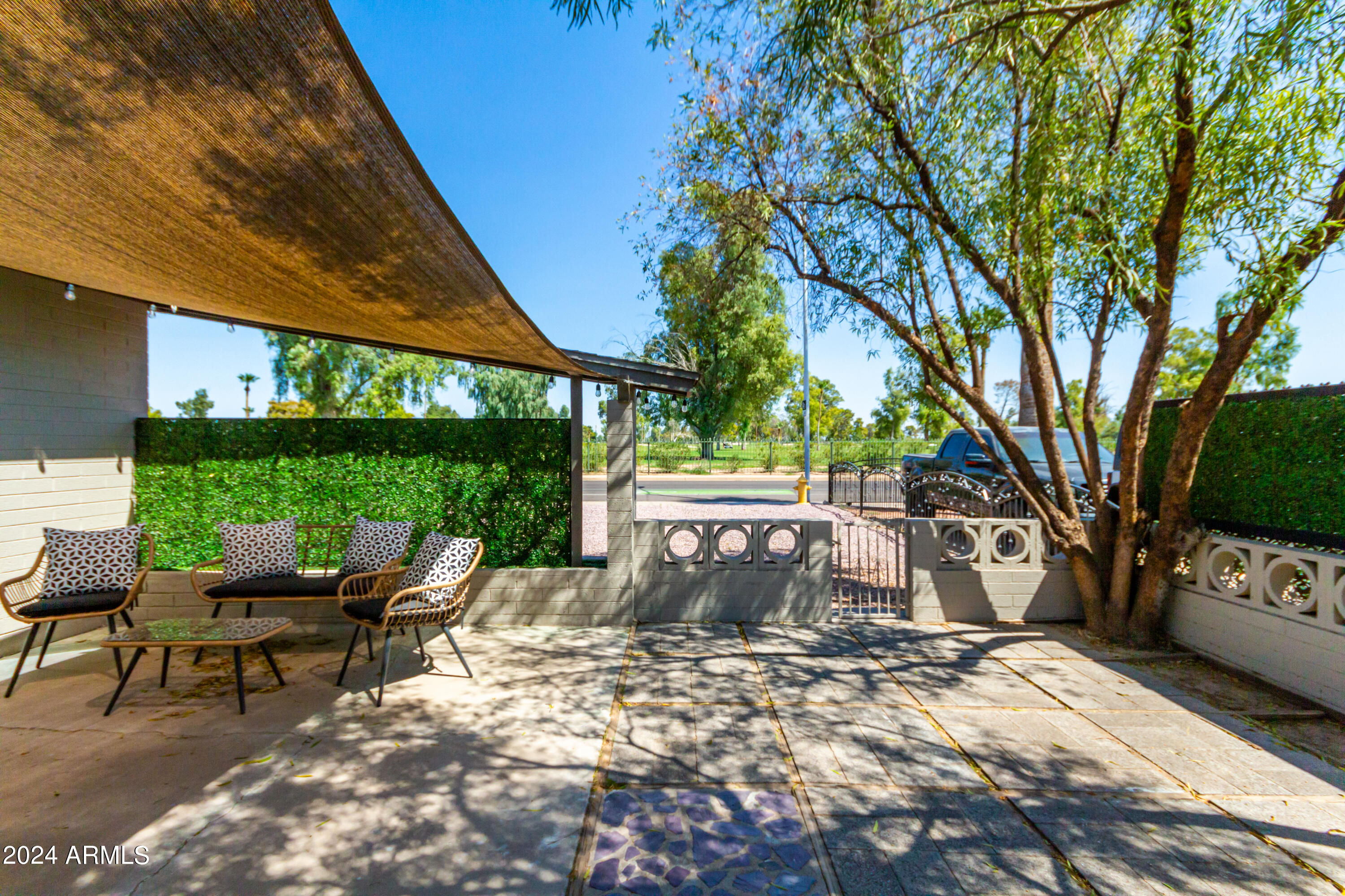 4240 N 63RD Avenue