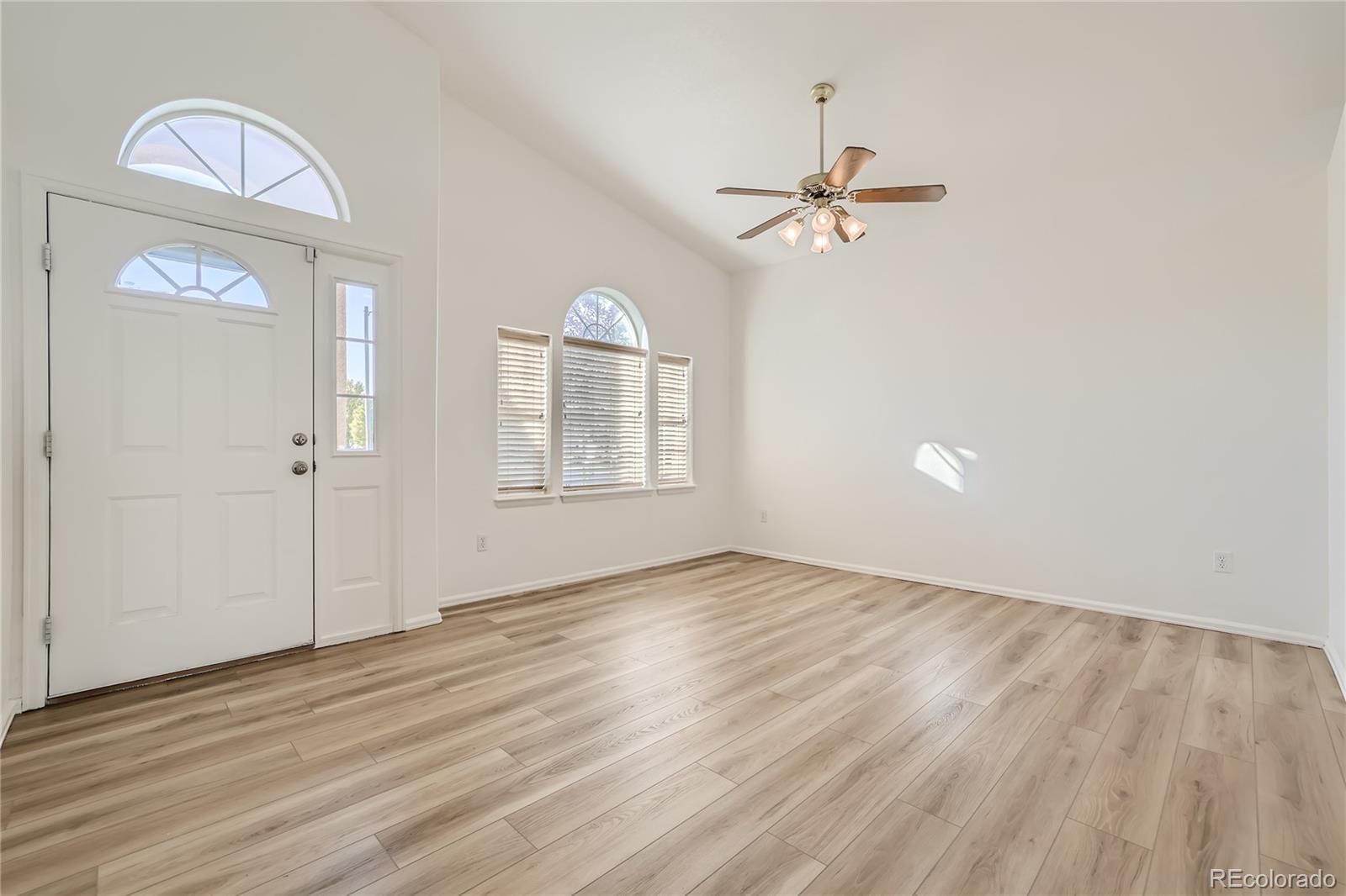 922 Walnutcrest Drive