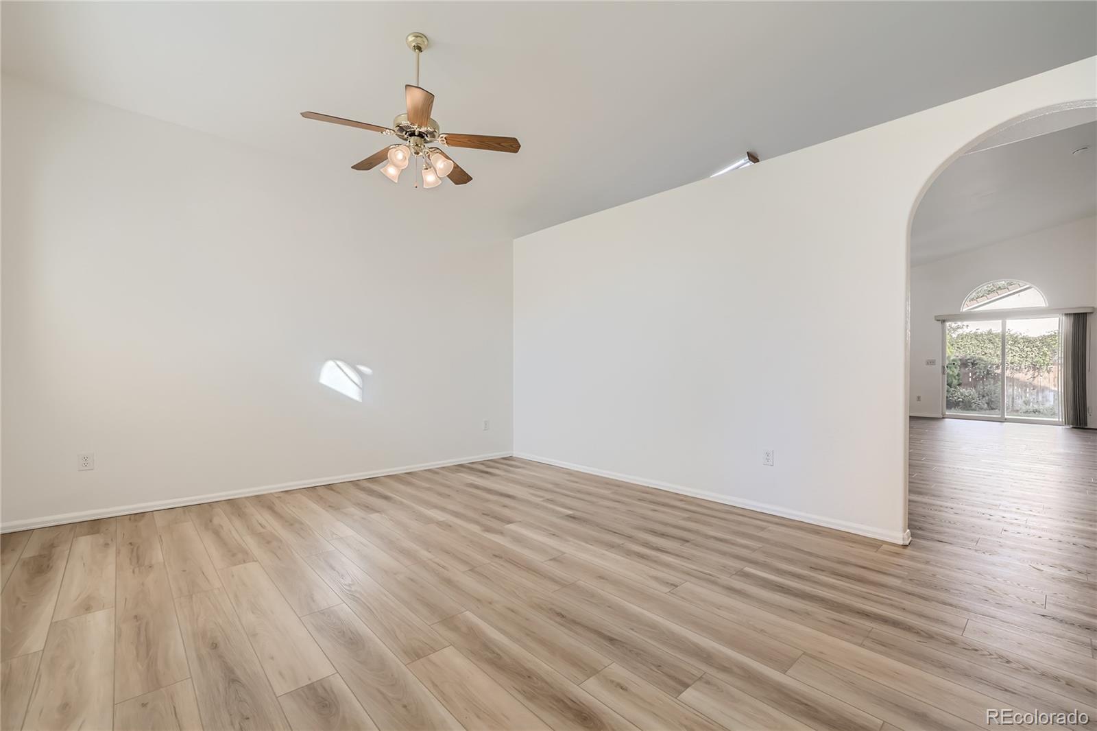 922 Walnutcrest Drive