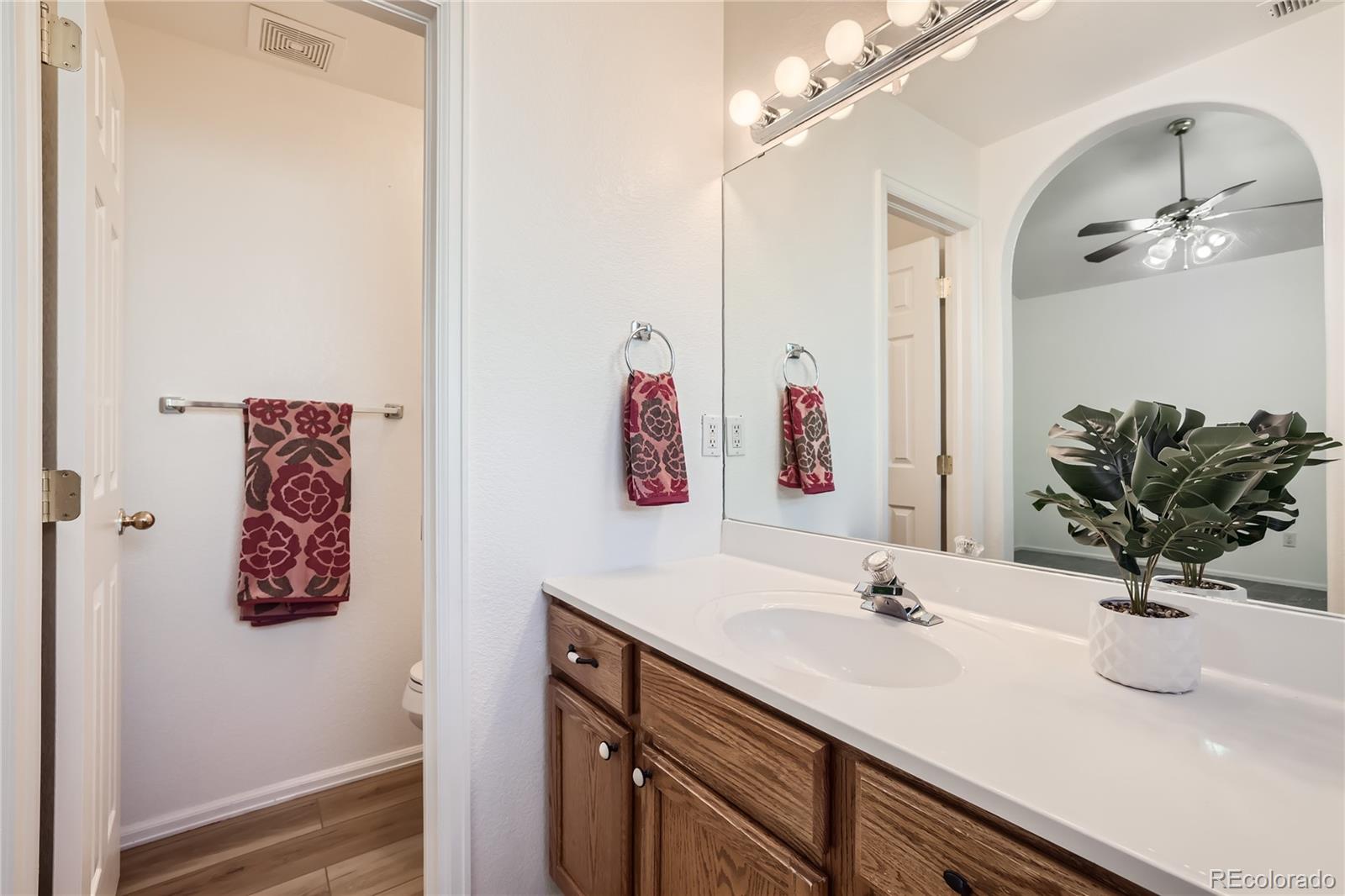 922 Walnutcrest Drive
