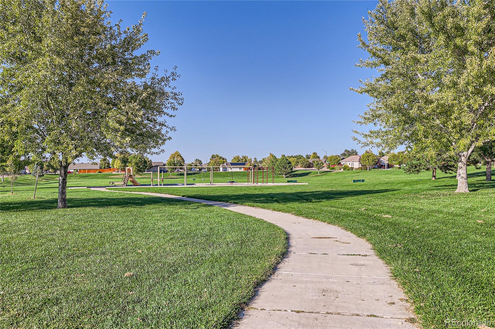 922 Walnutcrest Drive