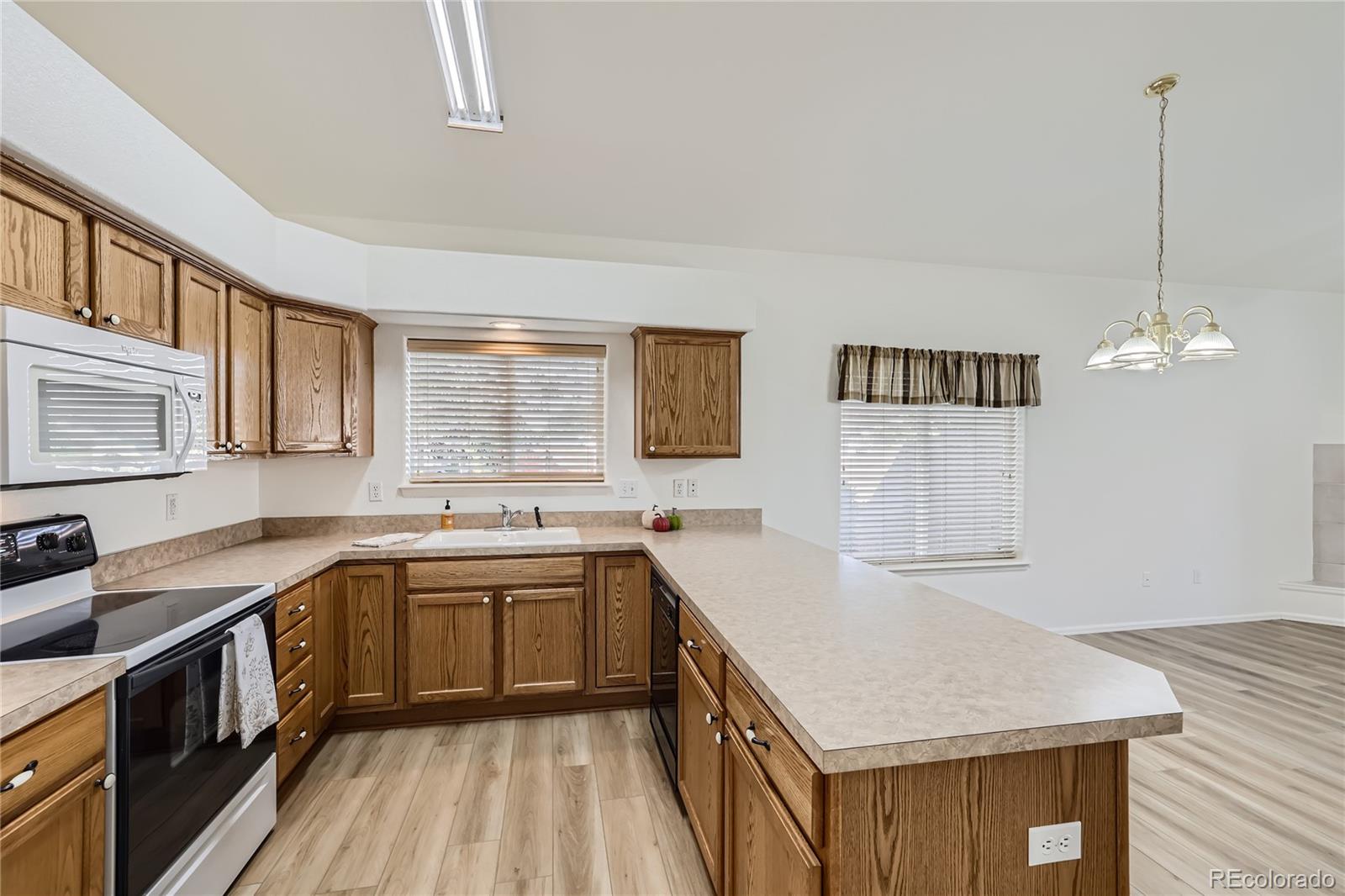 922 Walnutcrest Drive