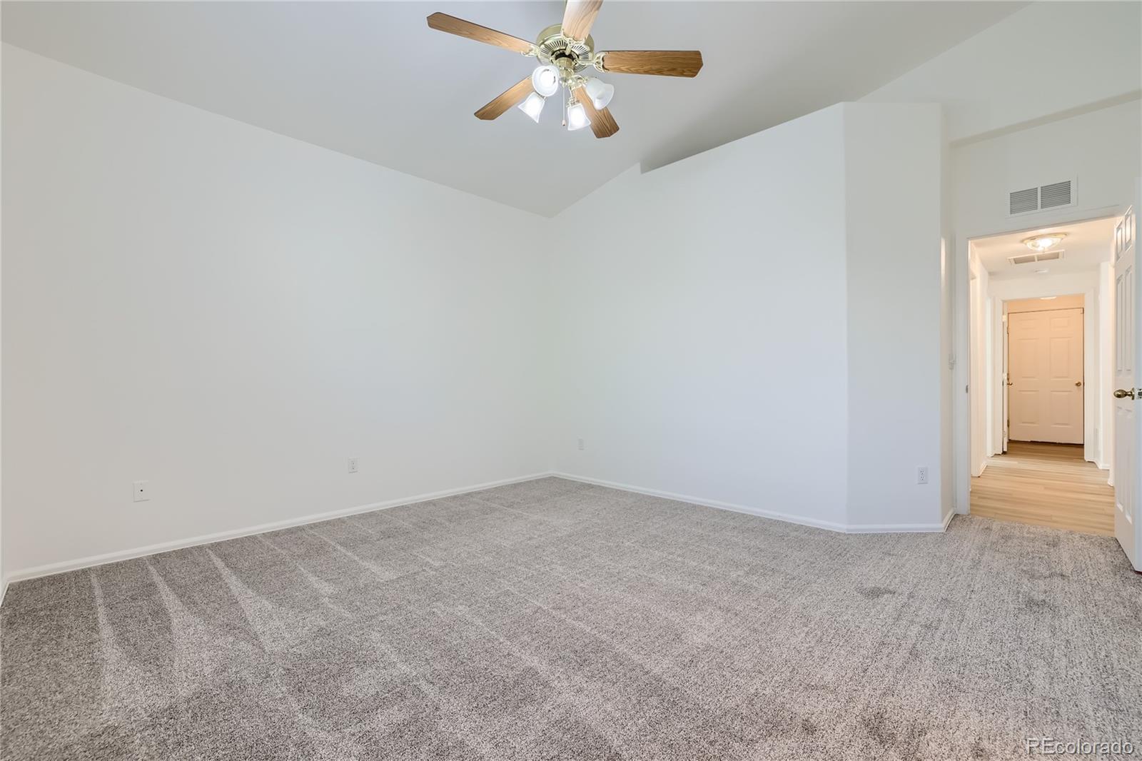 922 Walnutcrest Drive
