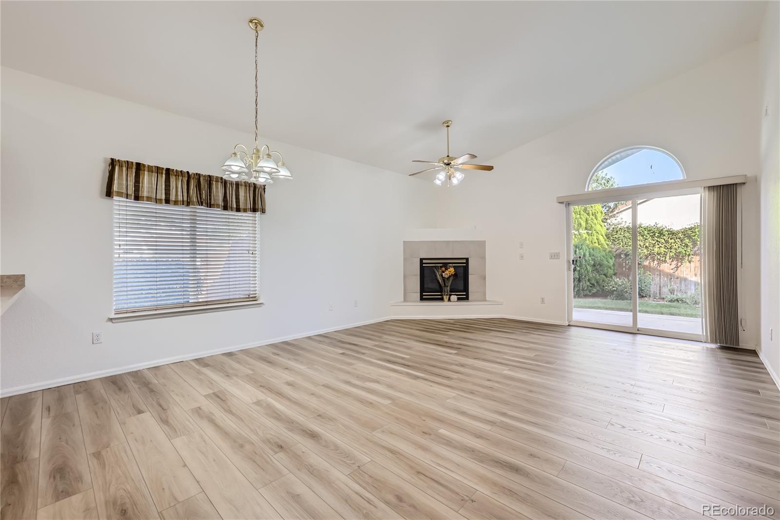 922 Walnutcrest Drive