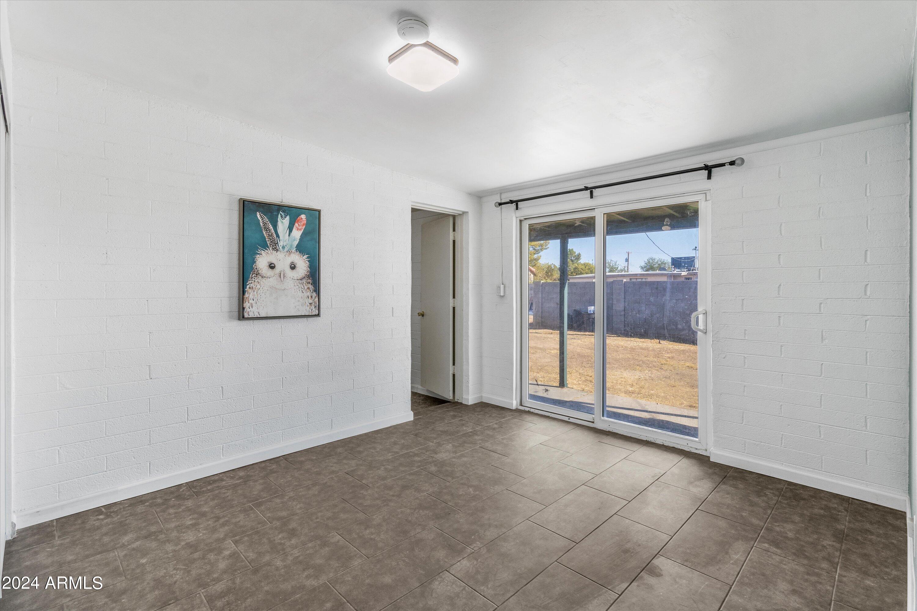 3929 W GRANADA Road