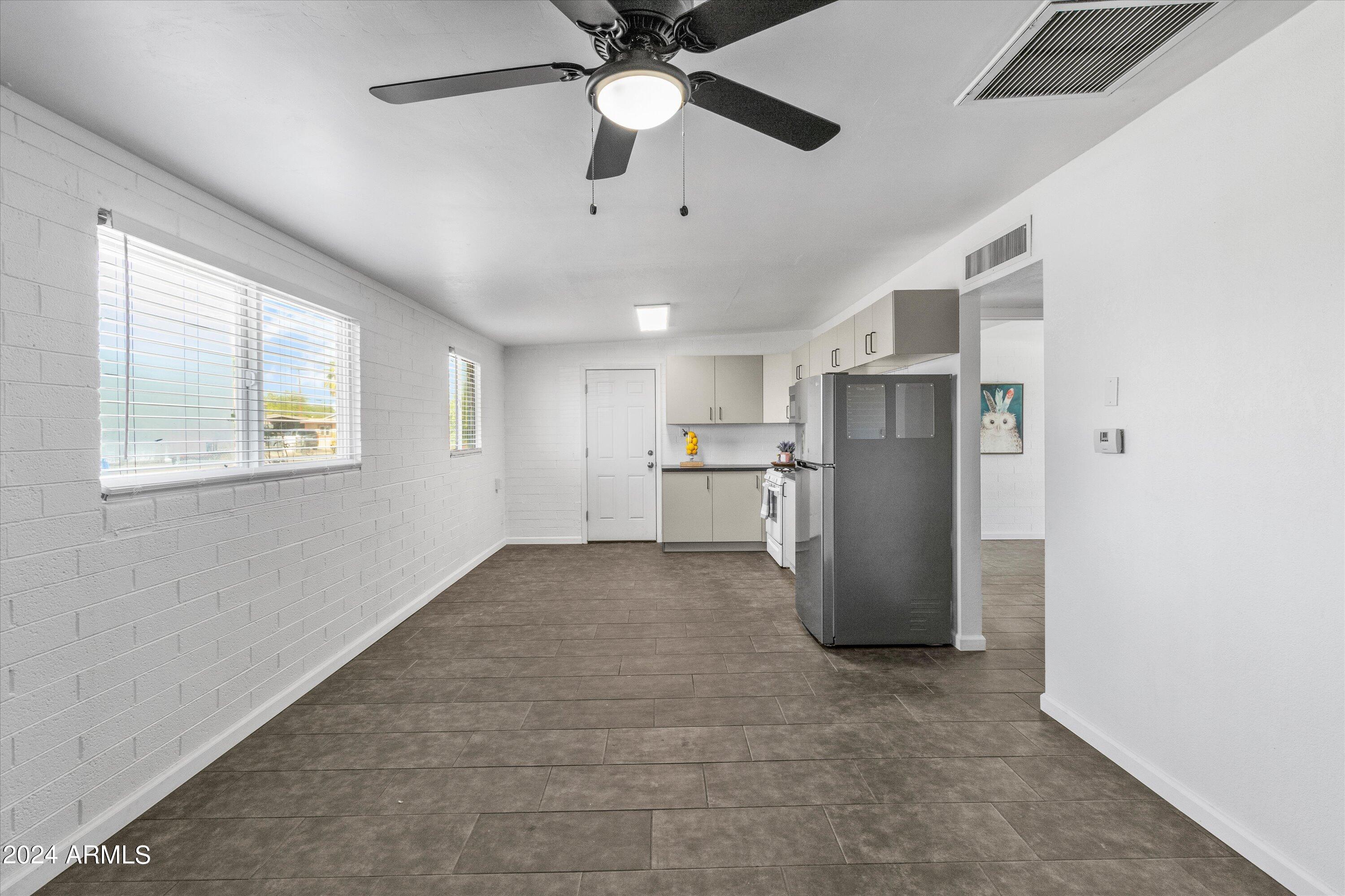 3929 W GRANADA Road