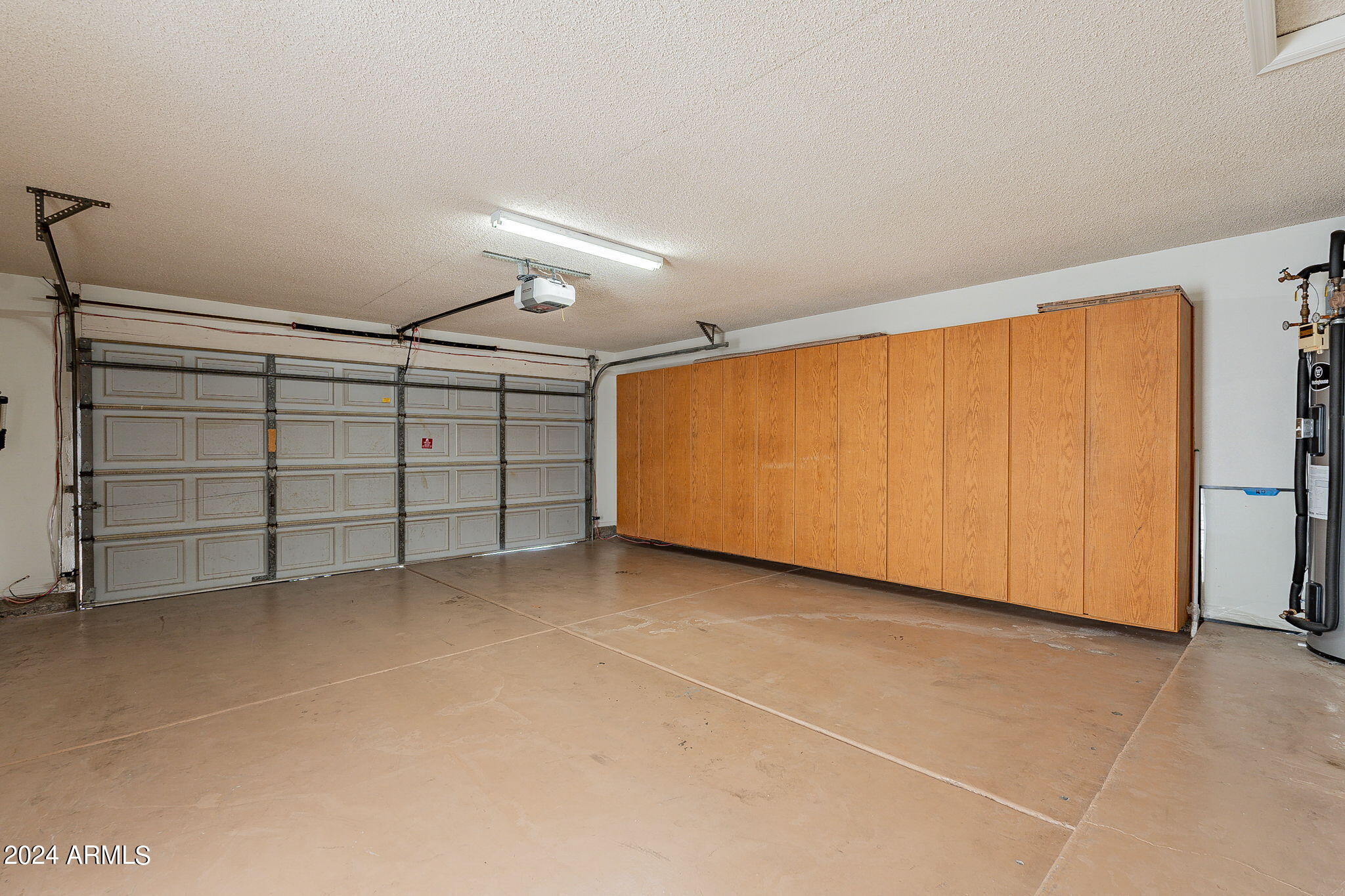 1938 E Colt Road