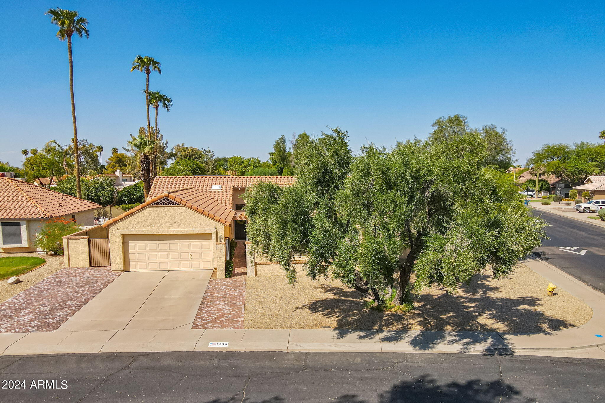 1938 E Colt Road