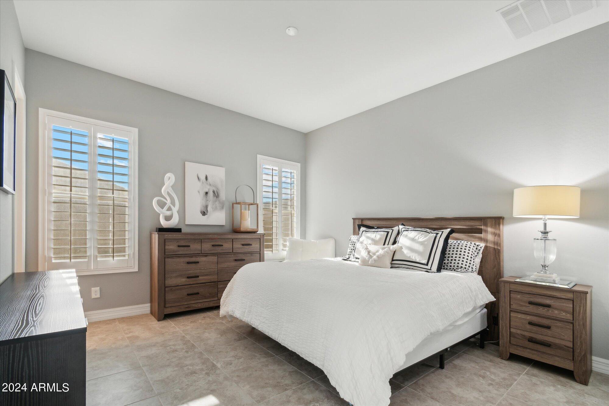 3461 W MOUNTAIN VISTA Drive