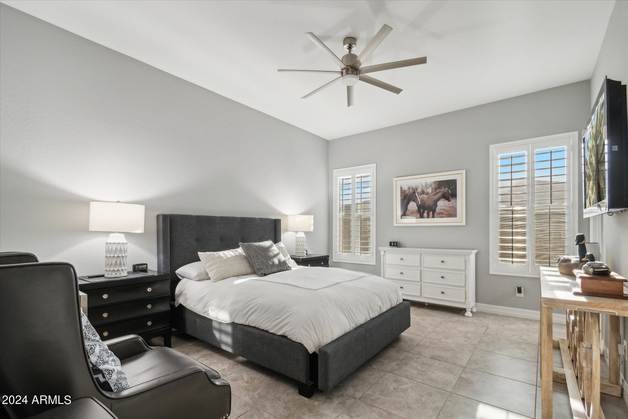 3461 W MOUNTAIN VISTA Drive