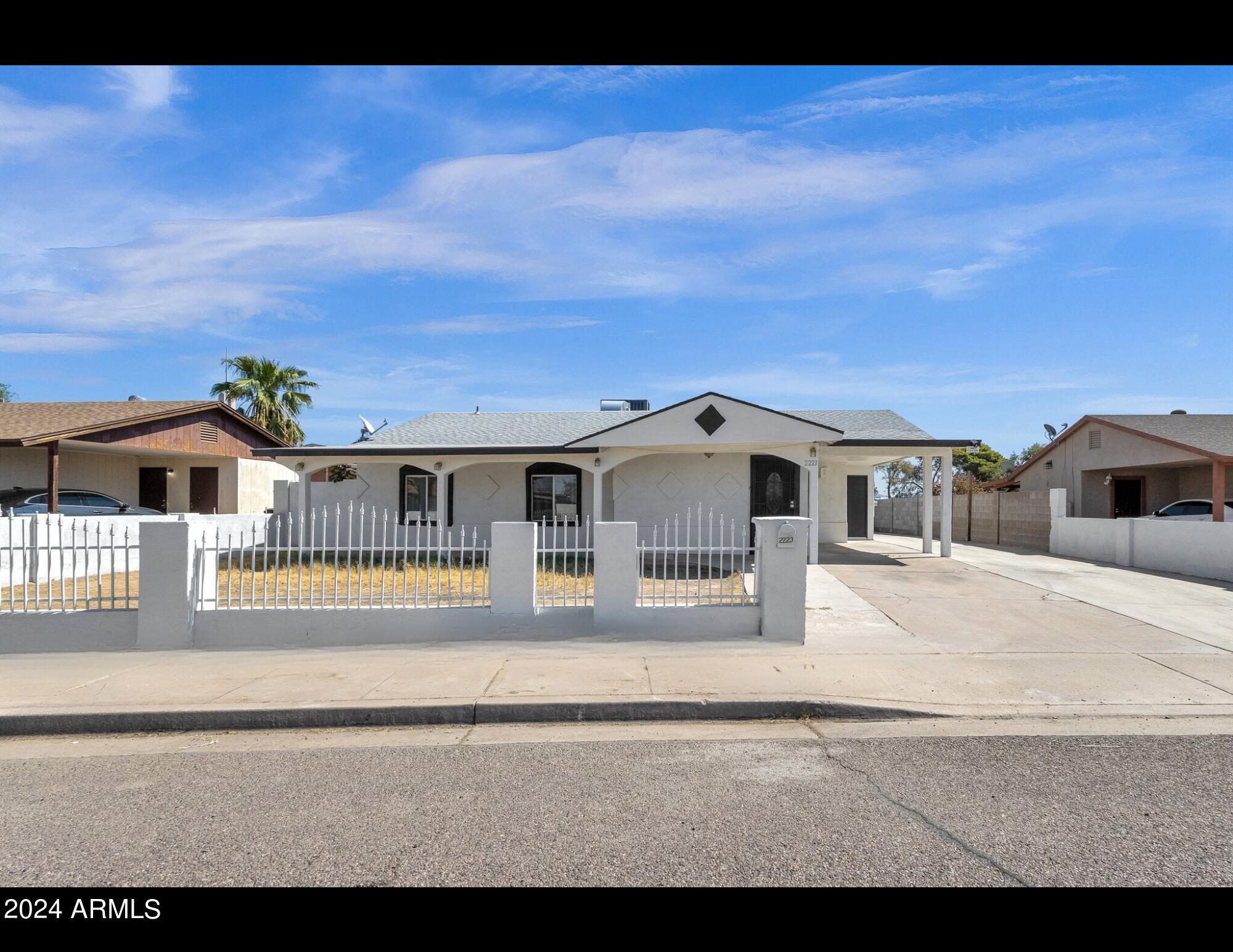 2223 N 47TH Avenue