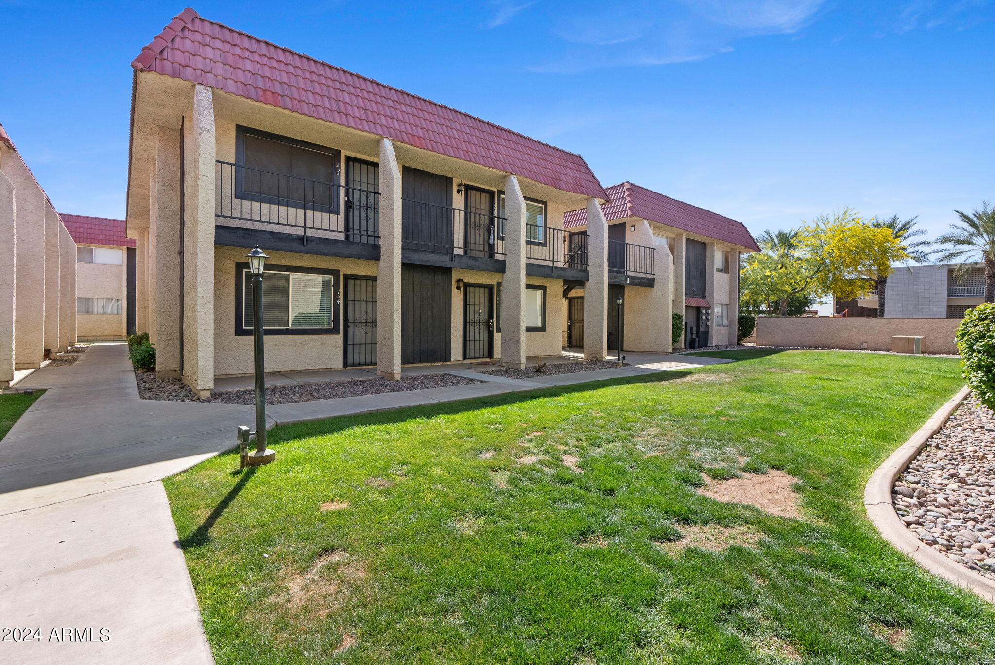 700 W UNIVERSITY Drive # 154