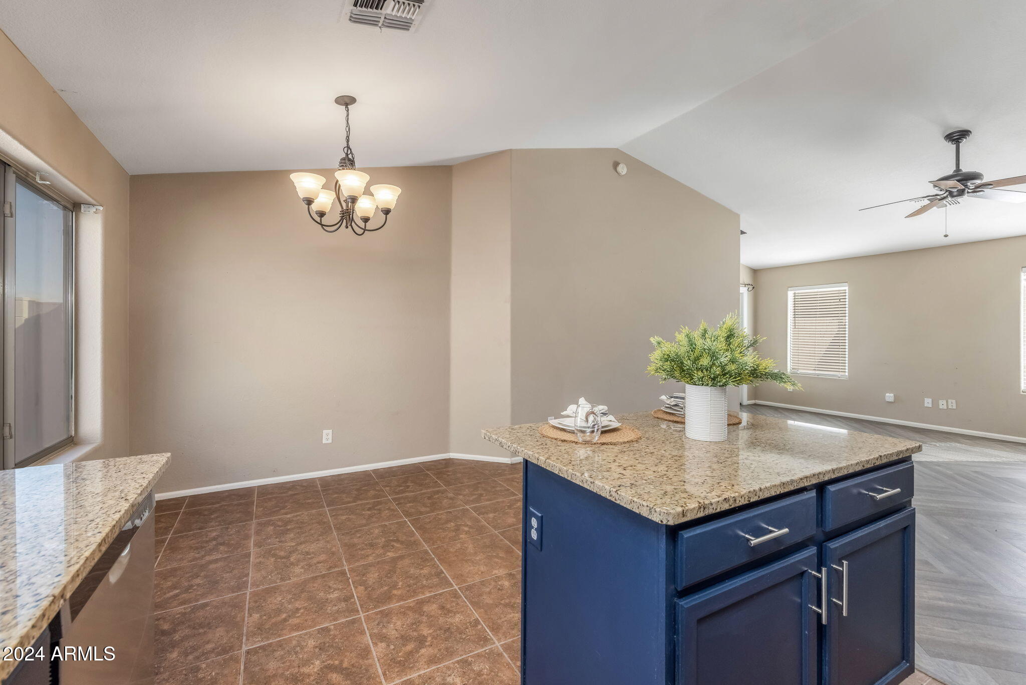 34877 N MASHONA Trail