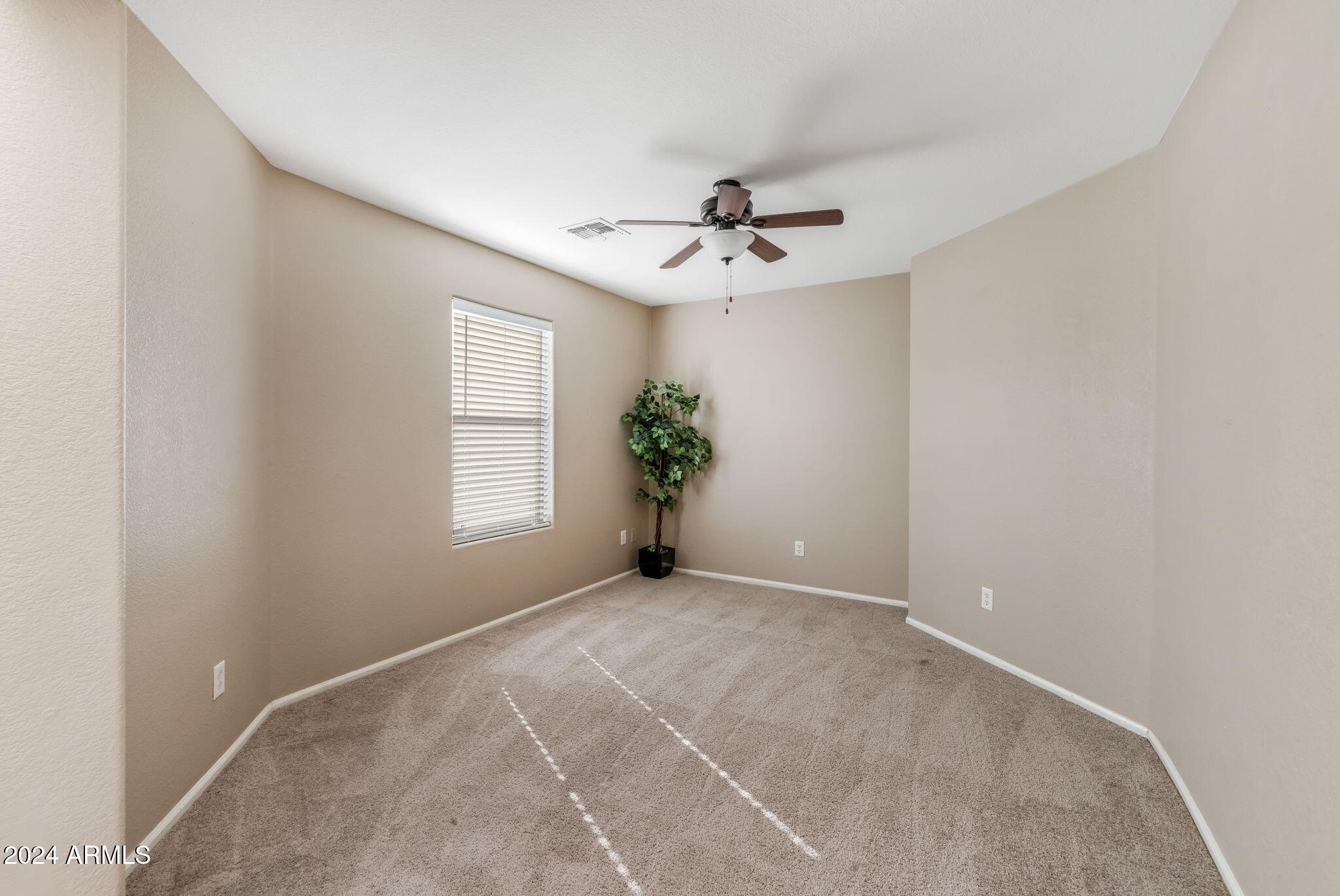 34877 N MASHONA Trail