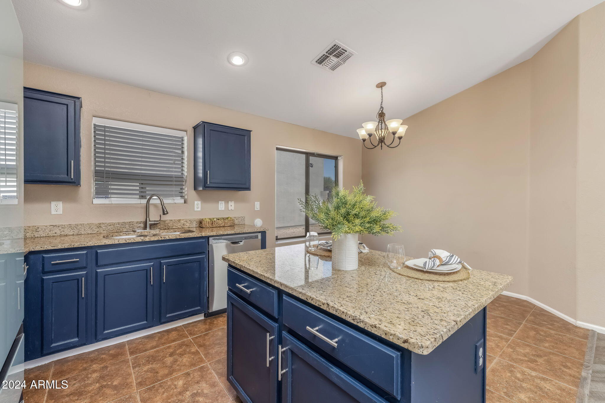 34877 N MASHONA Trail