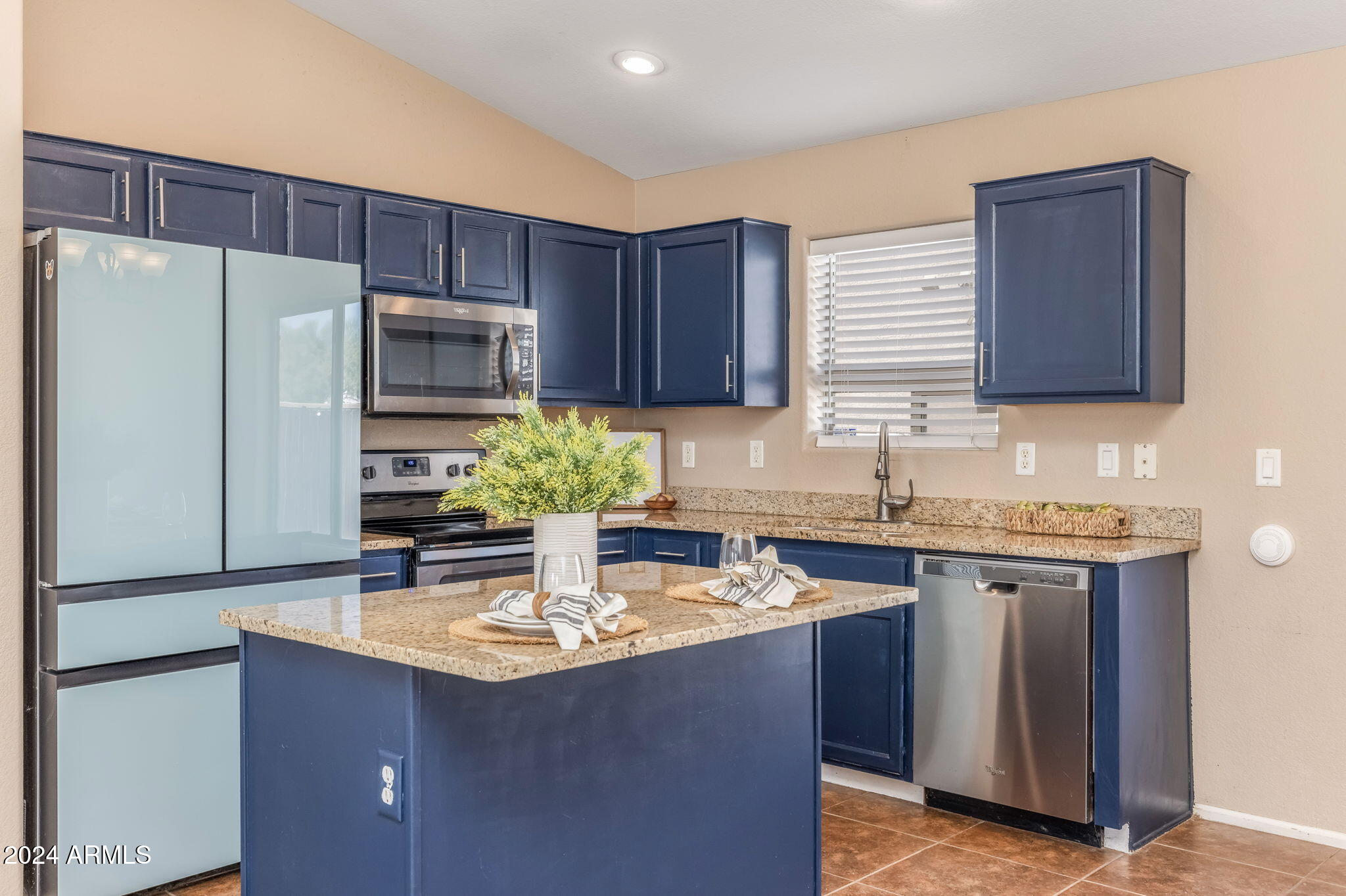 34877 N MASHONA Trail