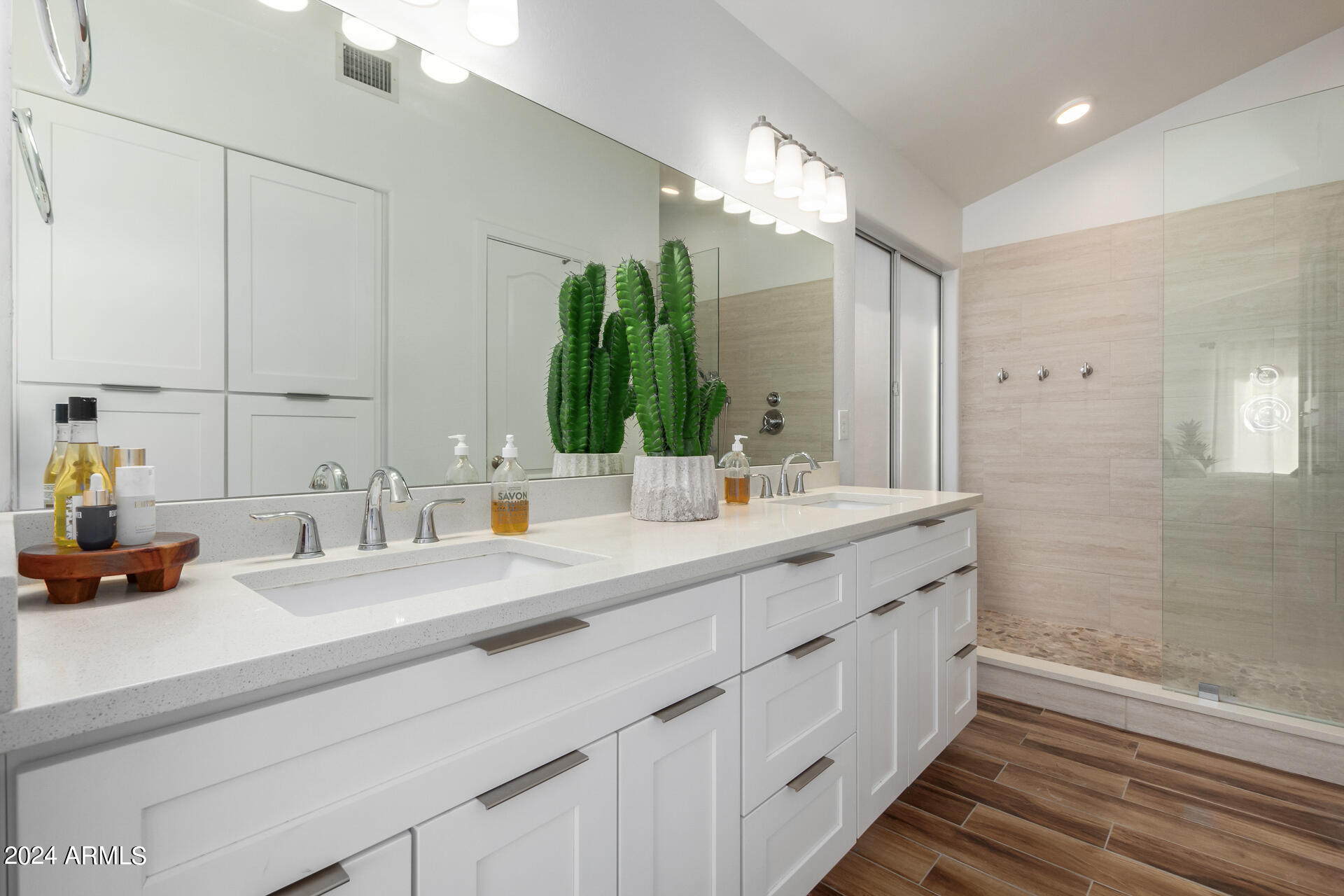 4039 E DESERT MARIGOLD Drive
