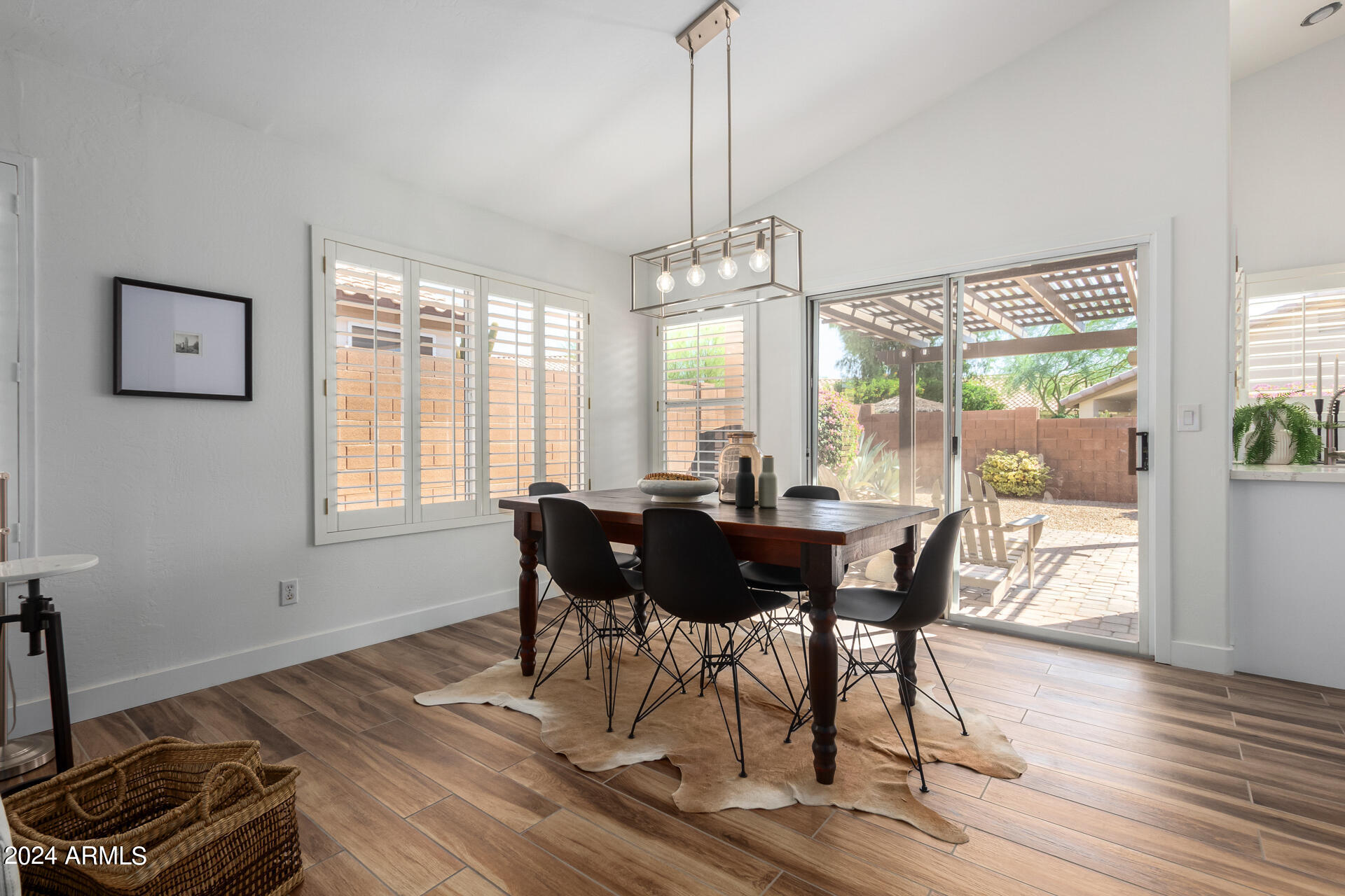 4039 E DESERT MARIGOLD Drive