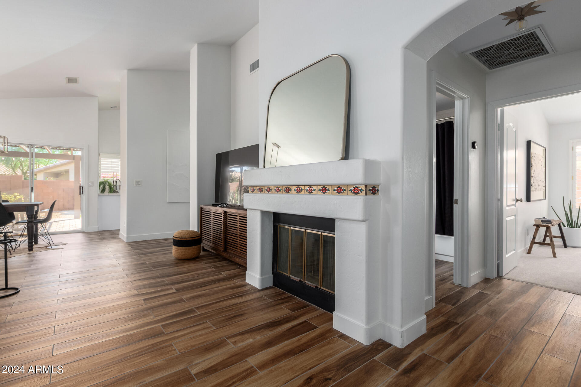 4039 E DESERT MARIGOLD Drive