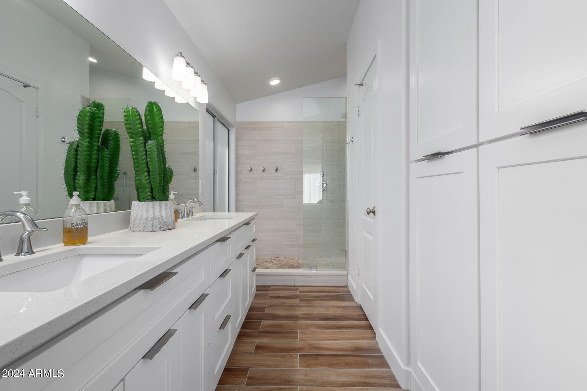 4039 E DESERT MARIGOLD Drive