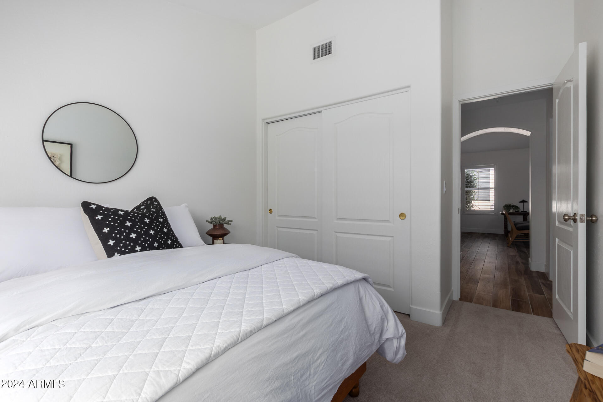 4039 E DESERT MARIGOLD Drive