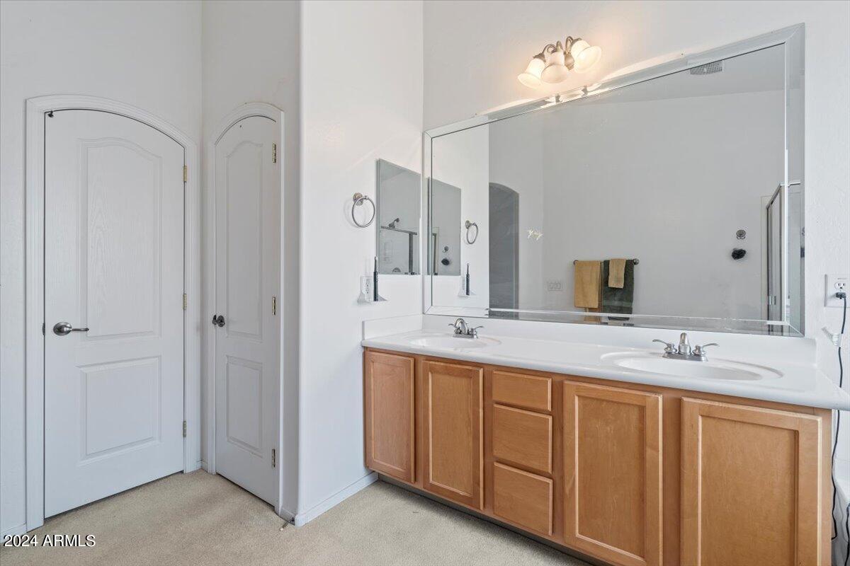 1518 E FONTANA Drive