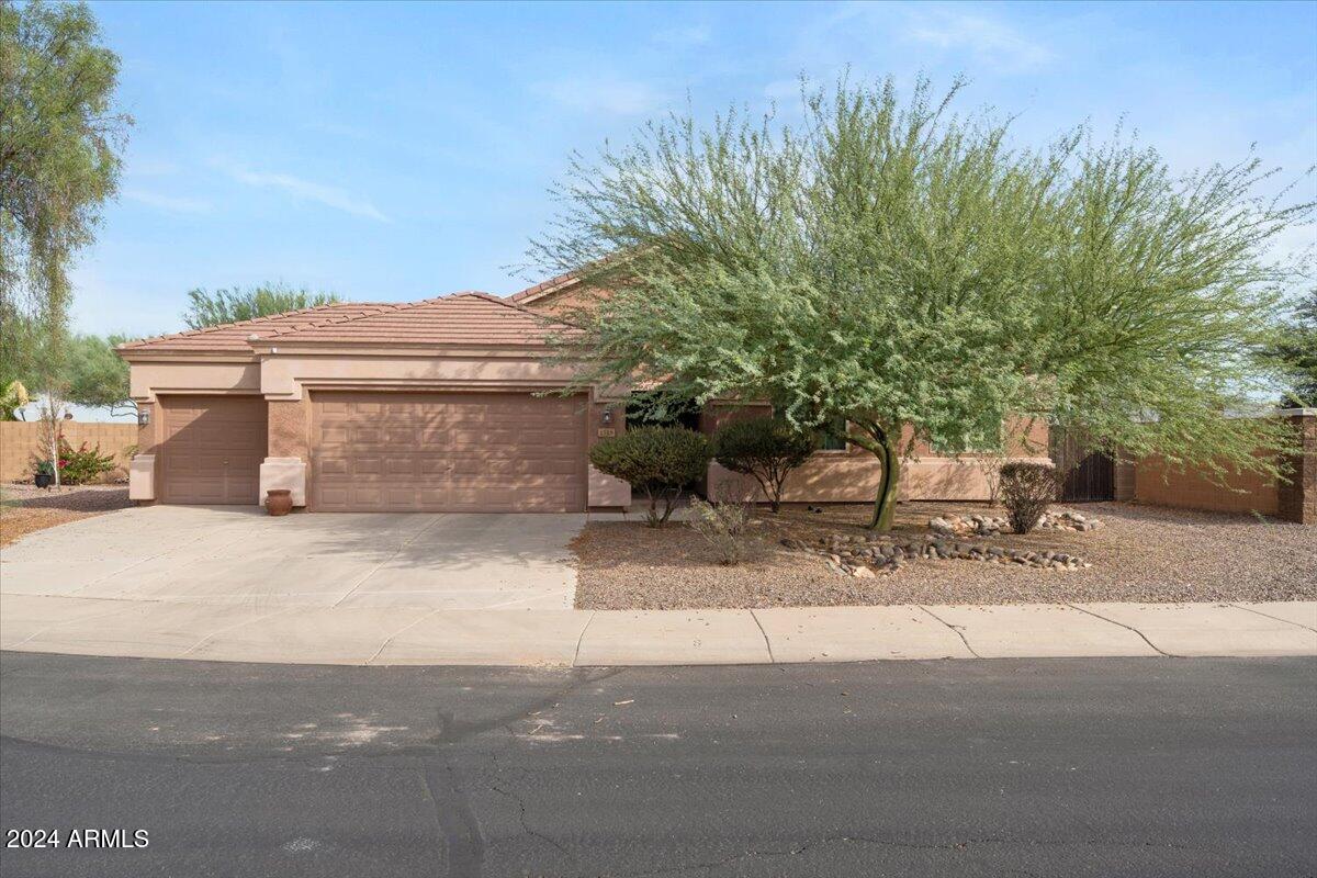 1518 E FONTANA Drive