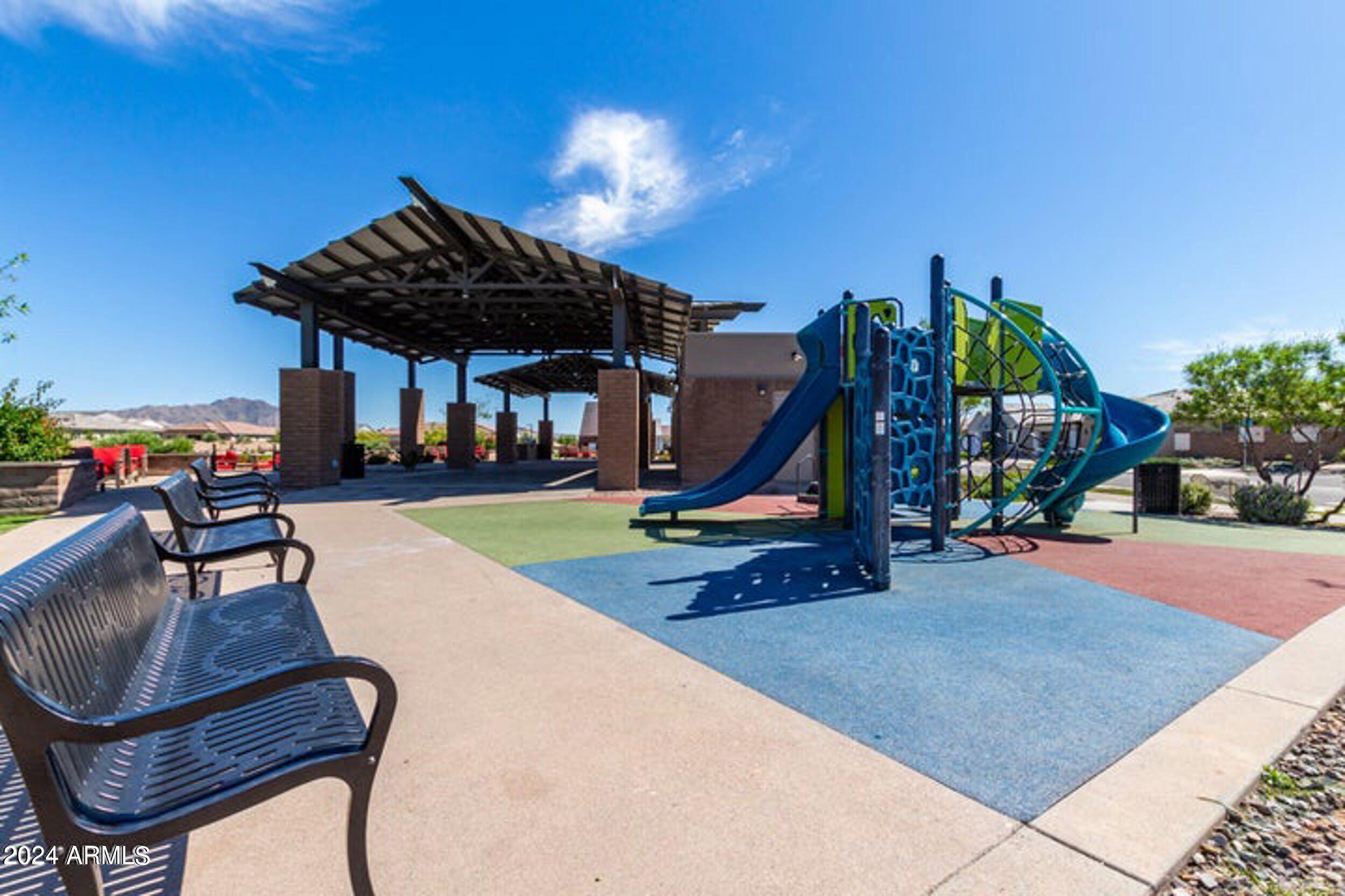 1411 E CAROB Drive