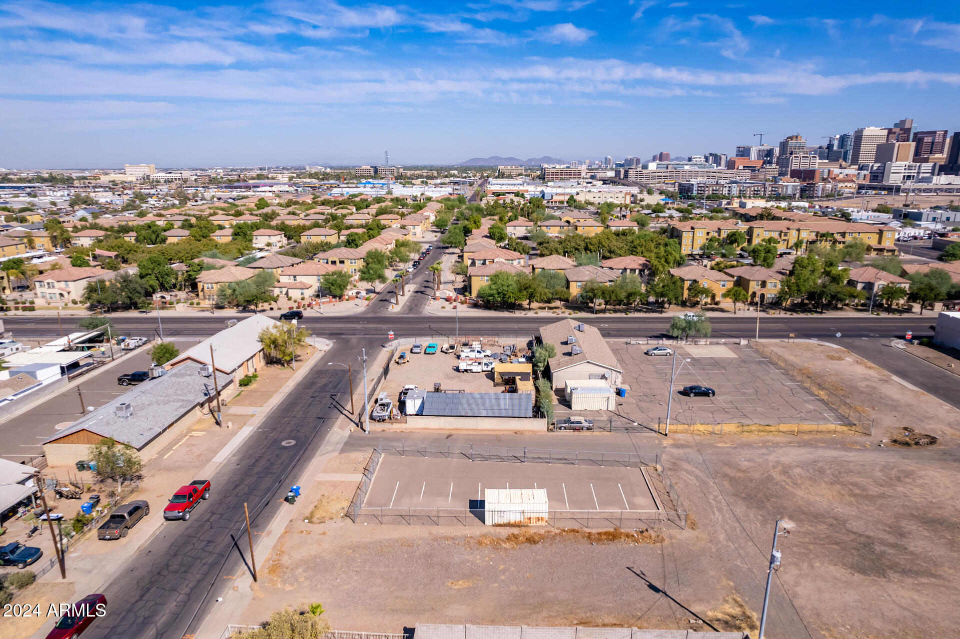 1217 S 9TH Avenue, 9
