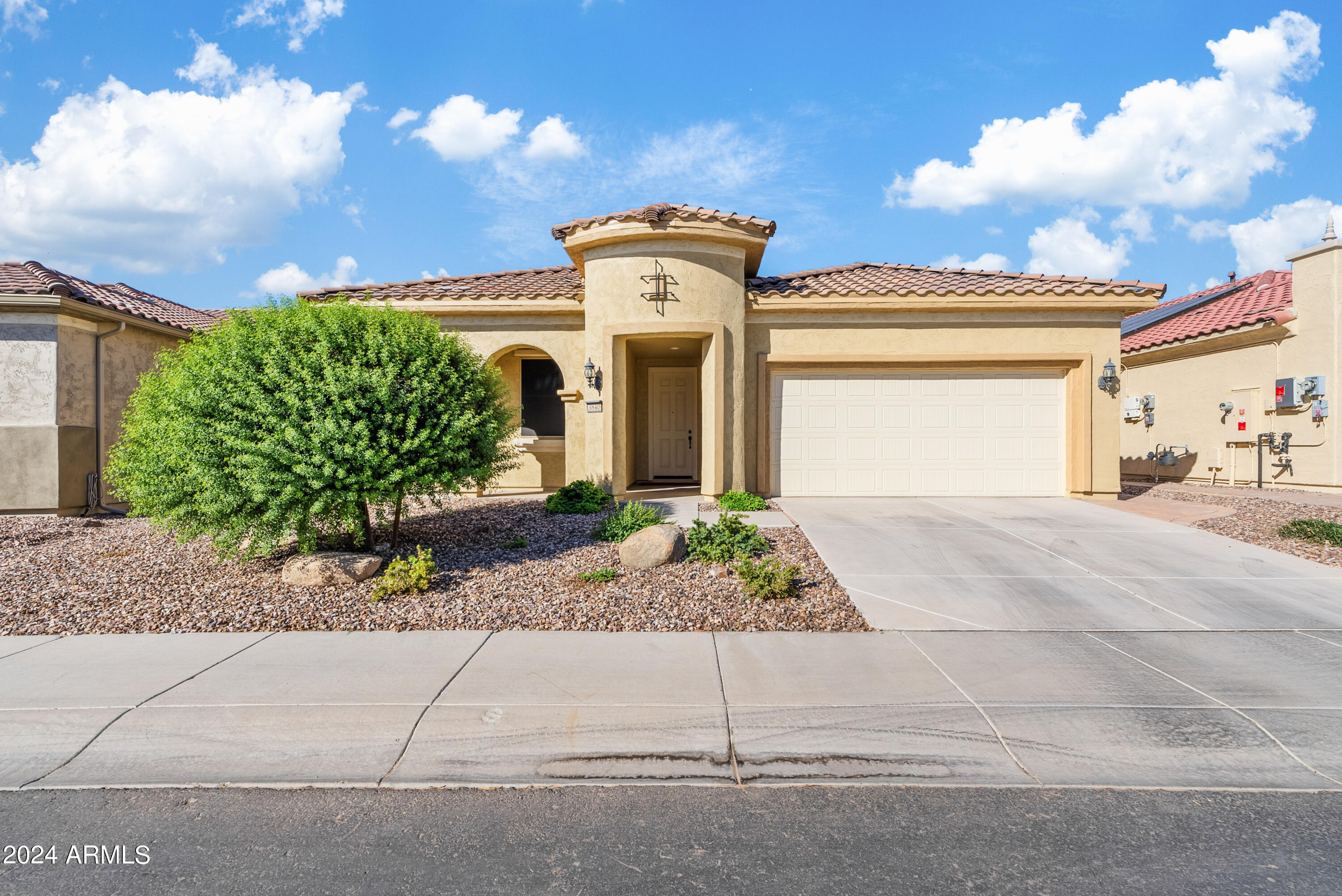 3840 N Cottonwood Drive