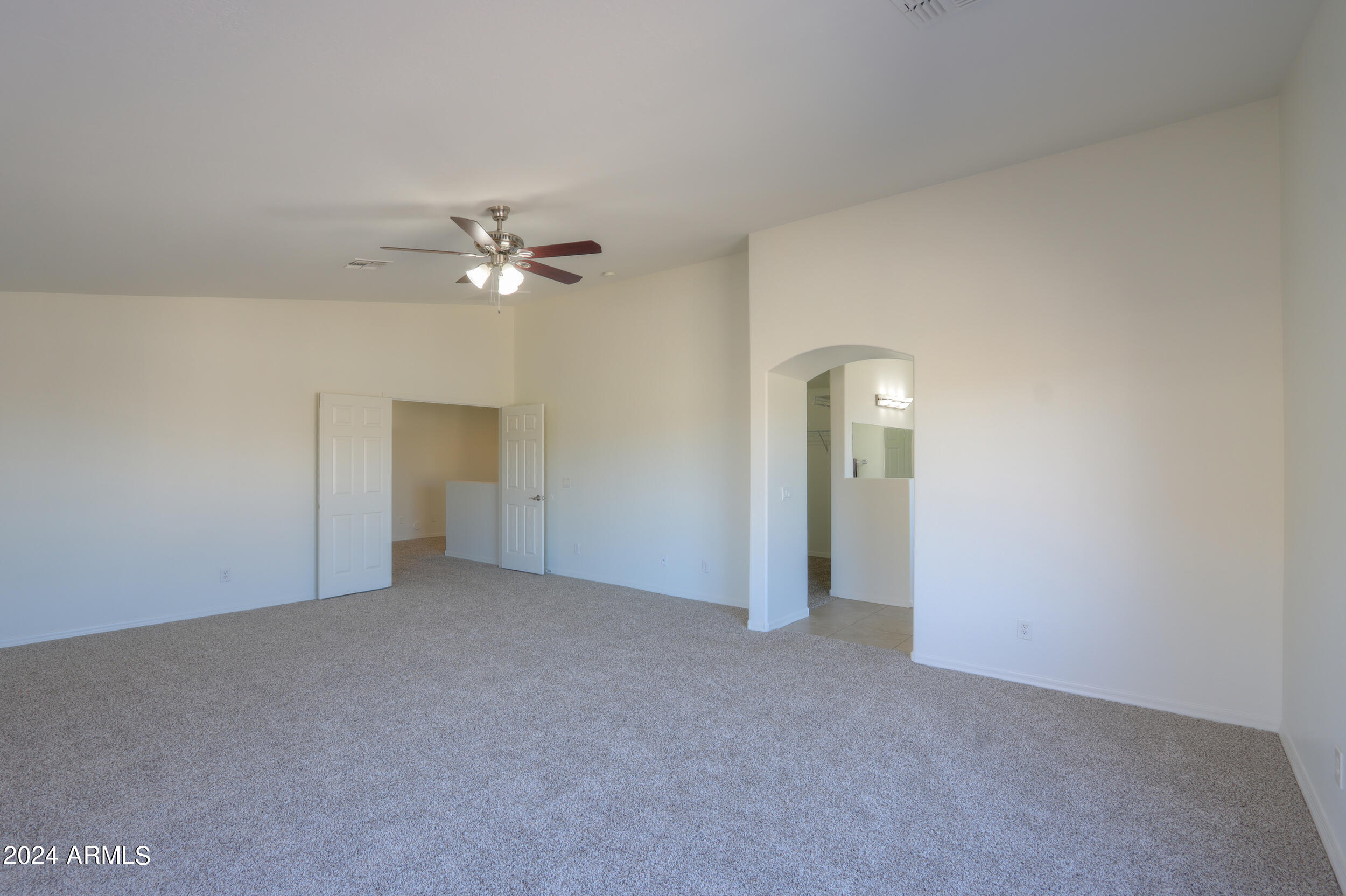 43332 W WILD HORSE Trail