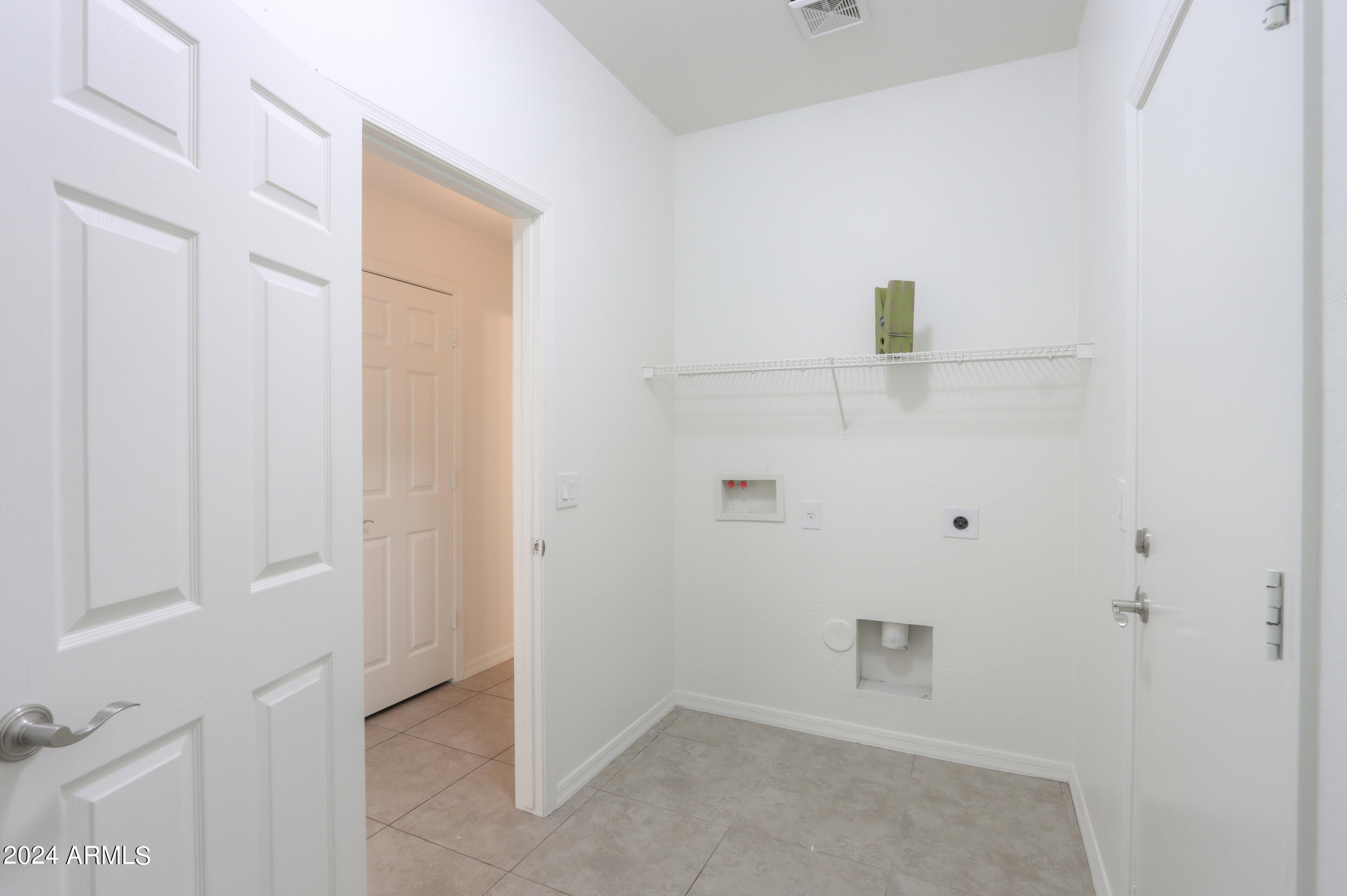 43332 W WILD HORSE Trail