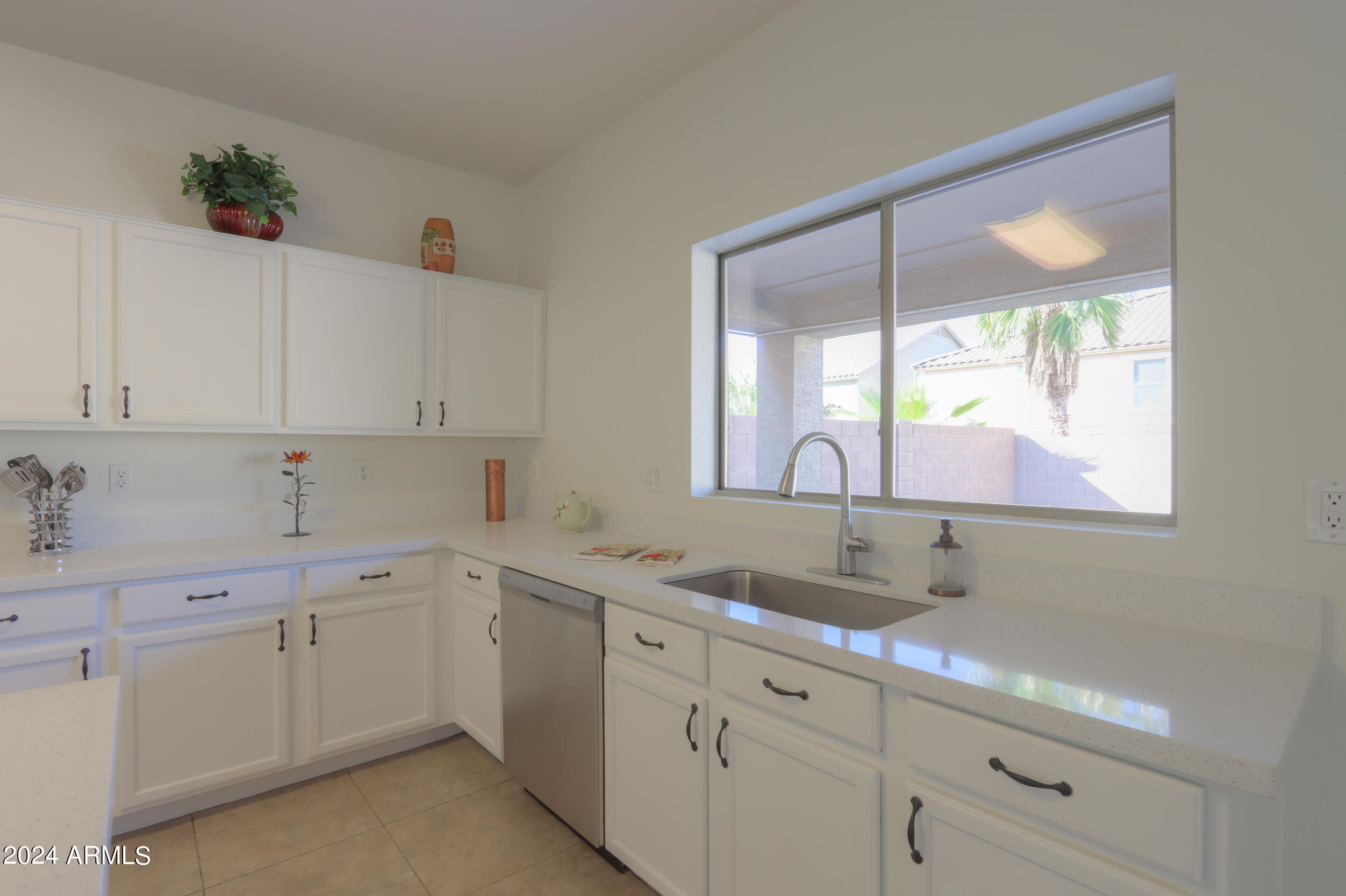 43332 W WILD HORSE Trail