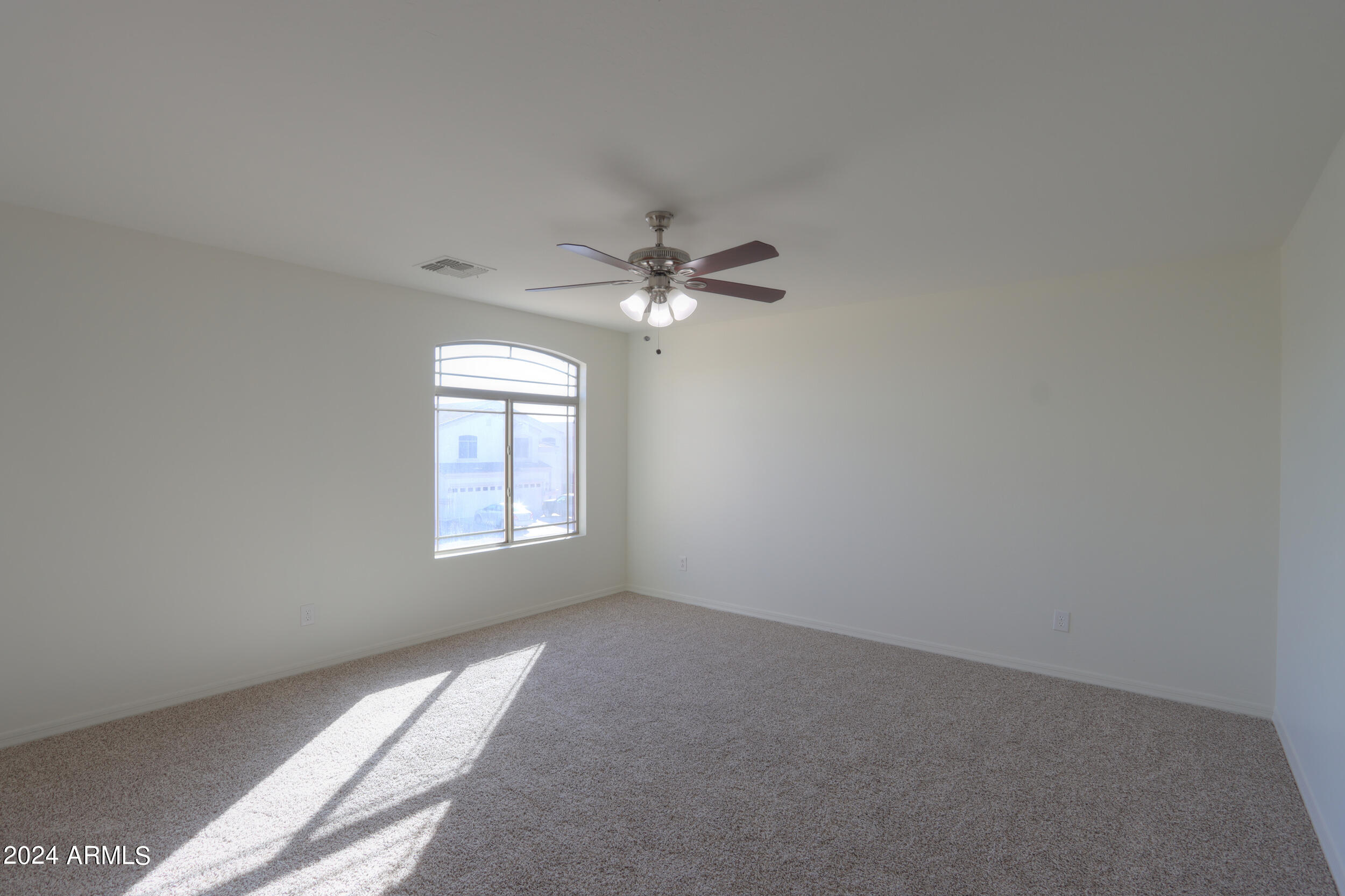 43332 W WILD HORSE Trail