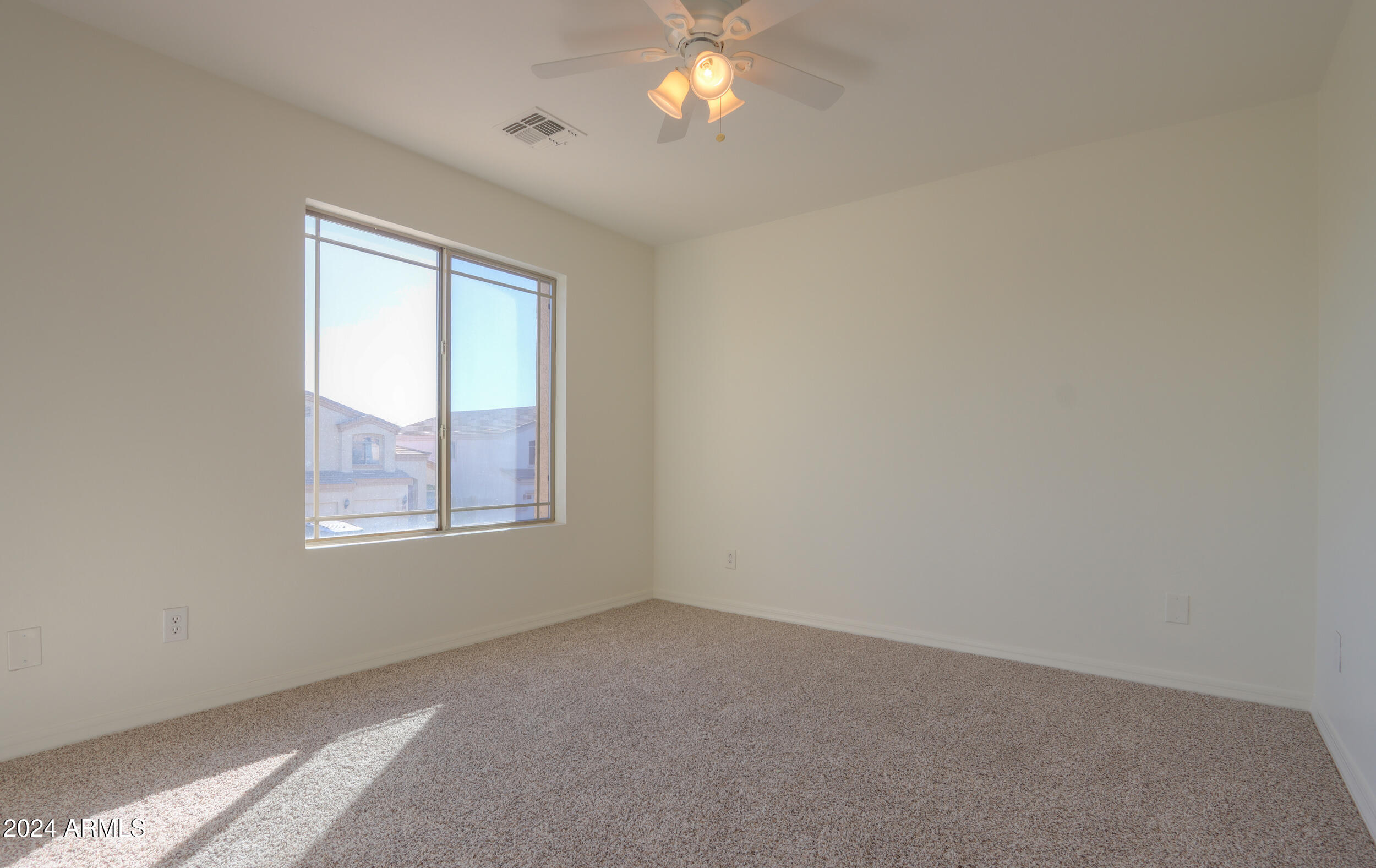 43332 W WILD HORSE Trail