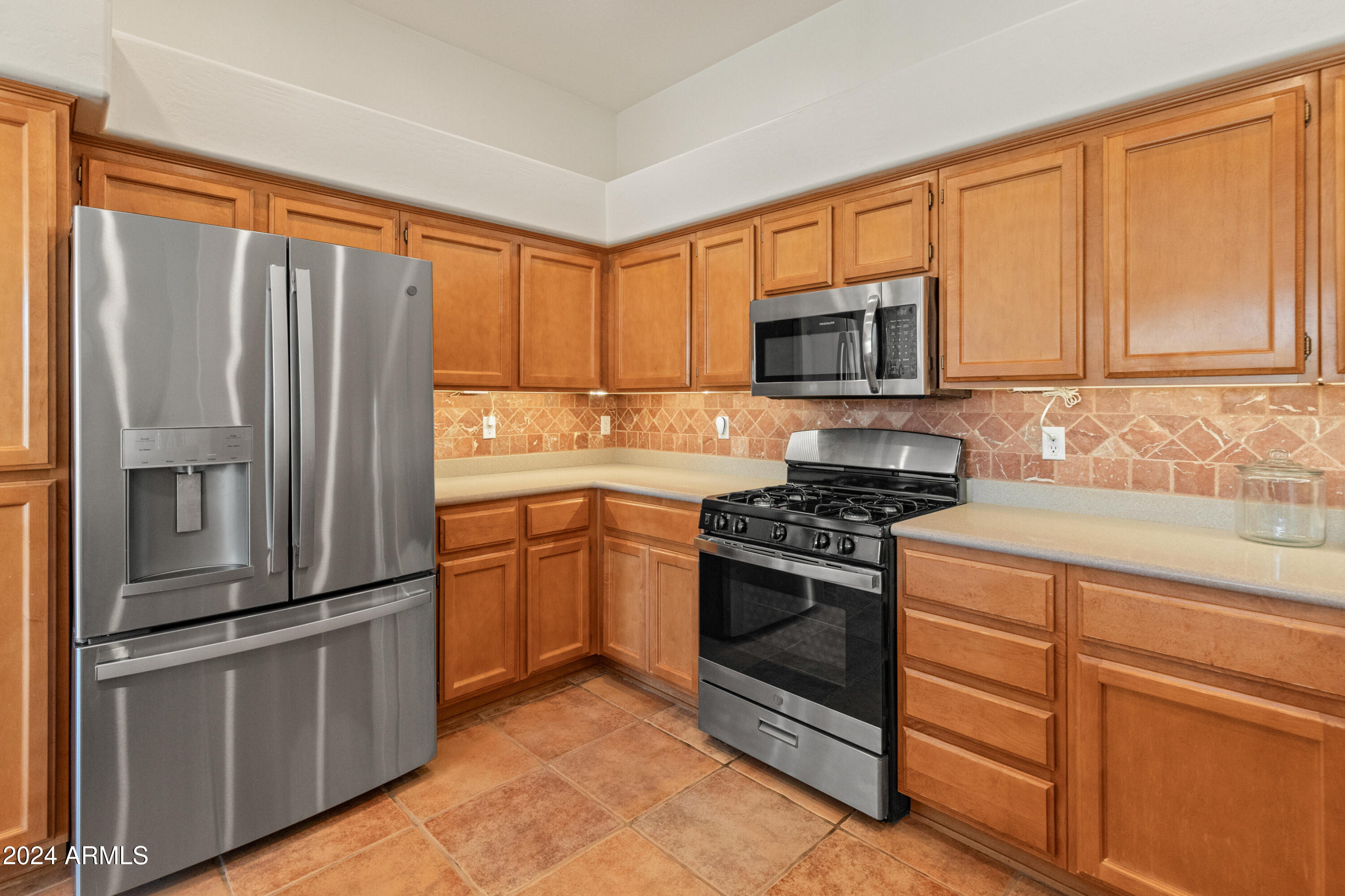 14127 W GREENVIEW Circle S