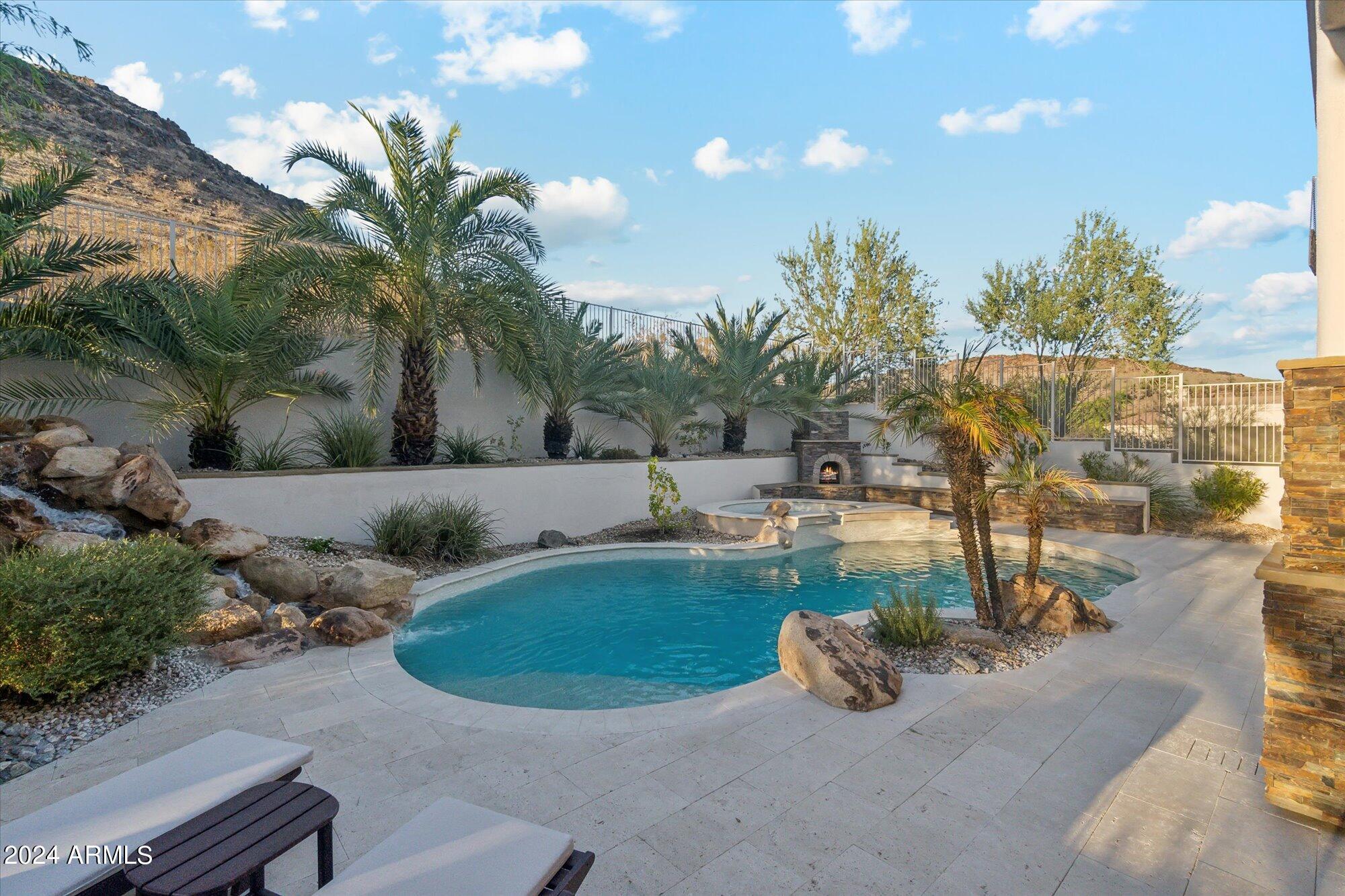 16814 S MOUNTAIN STONE Trail