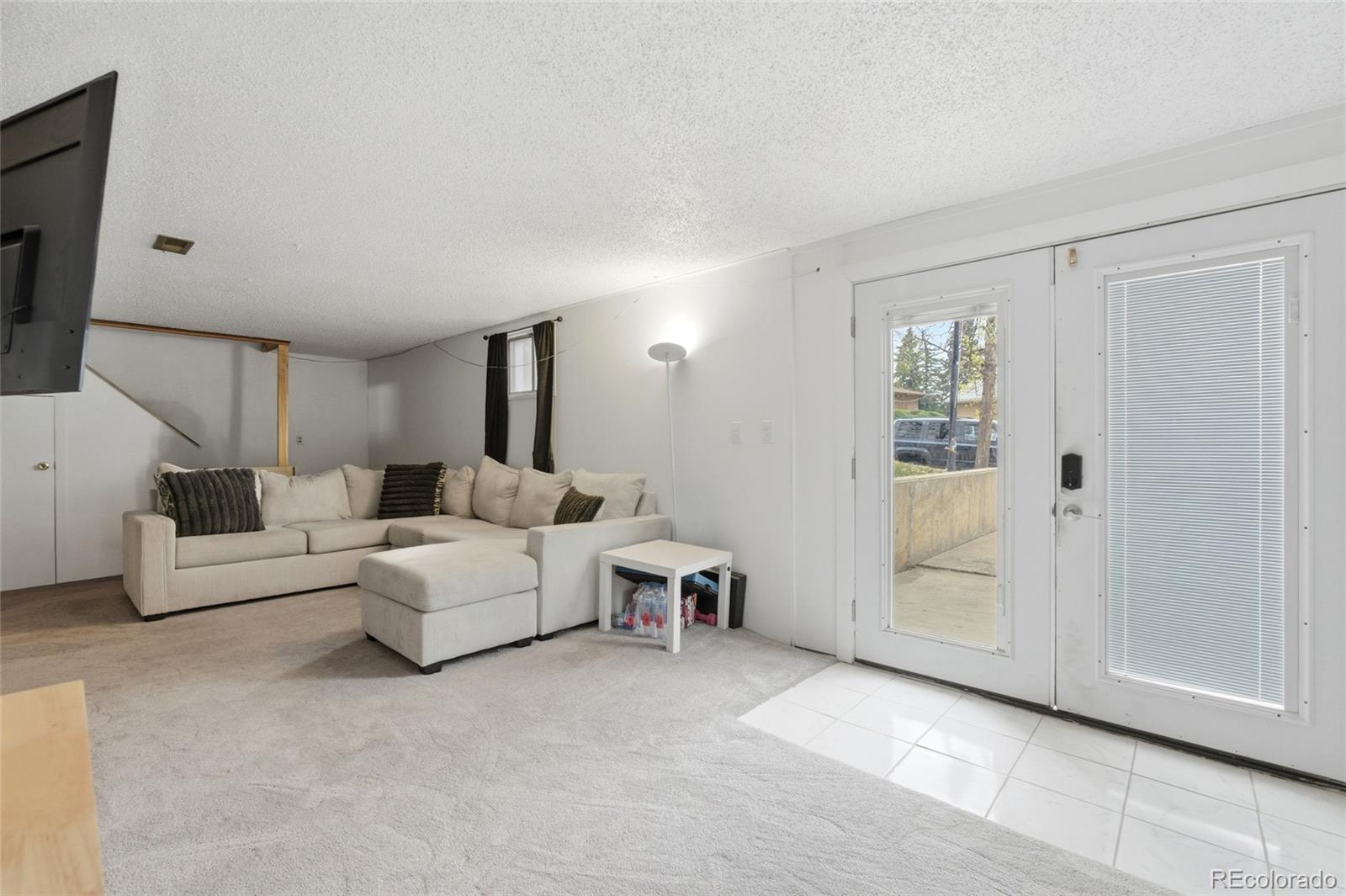 3341 W 92nd Place