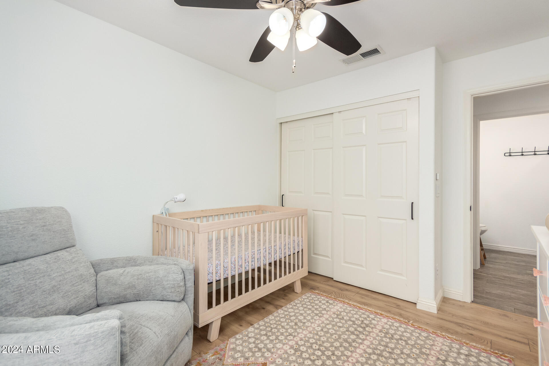 893 W CHILTON Avenue