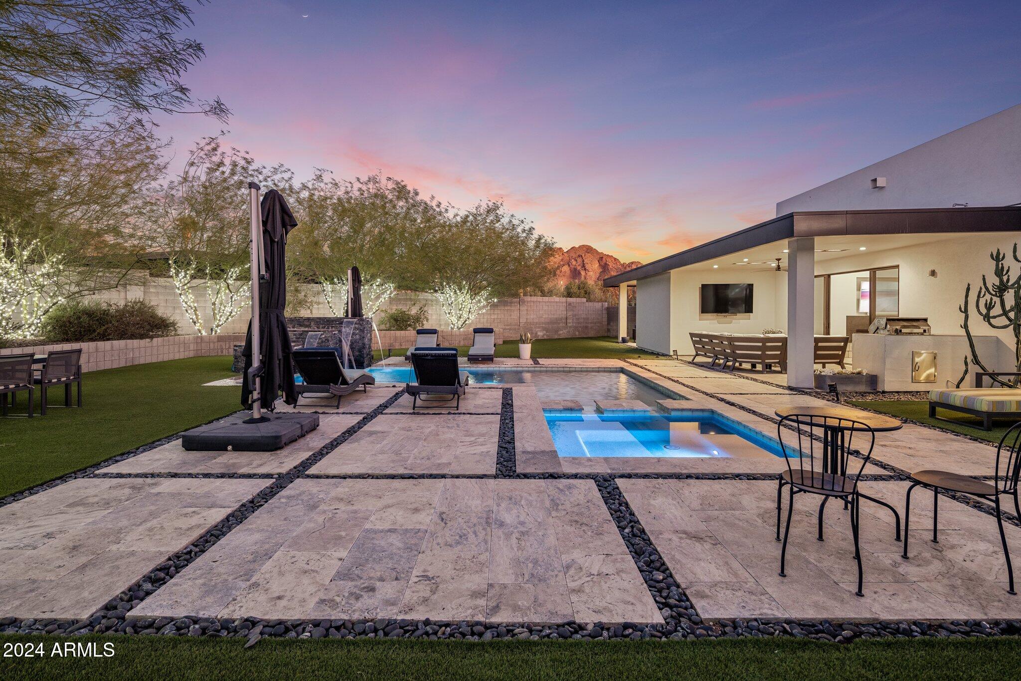 4102 E PALO VERDE Drive