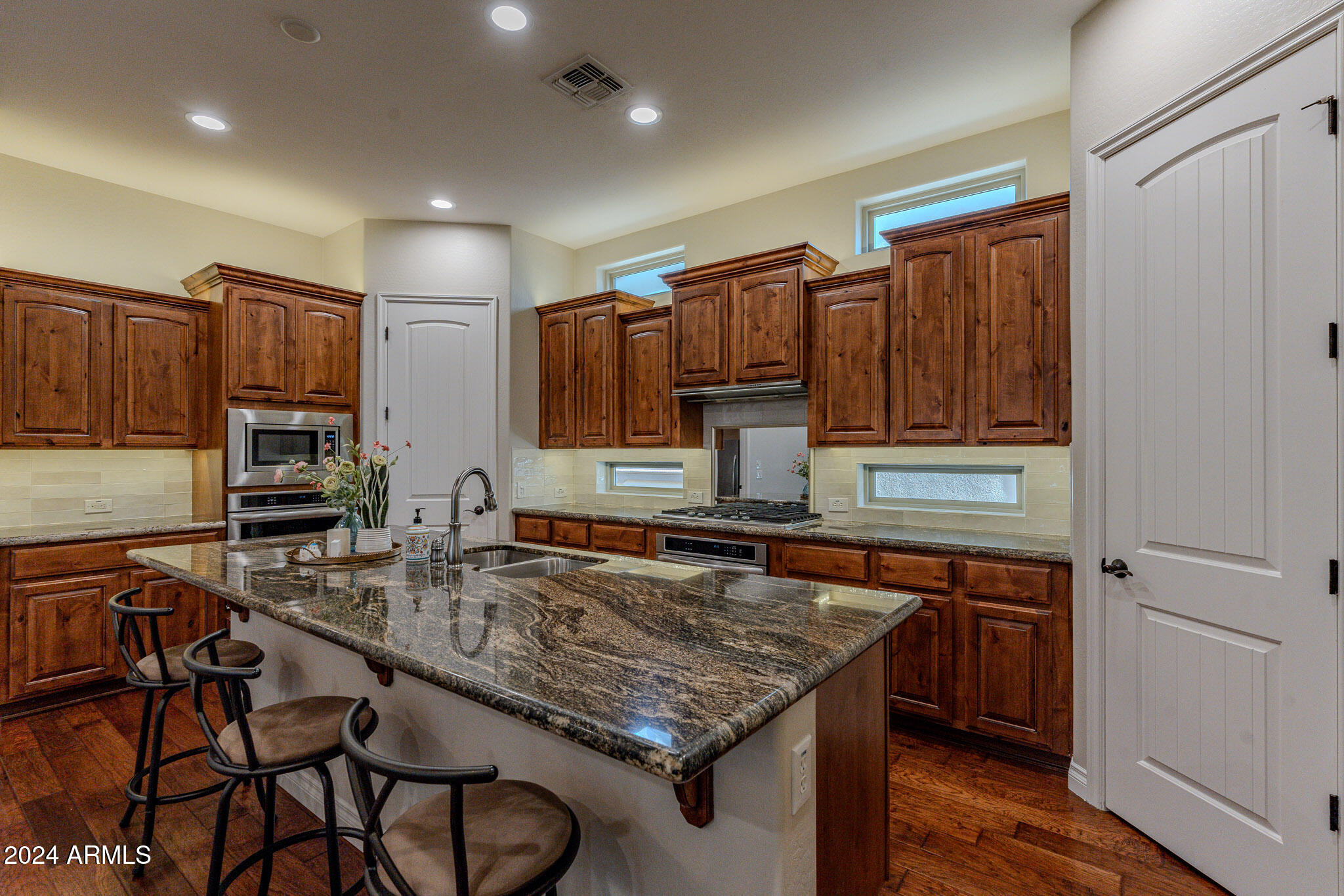 1745 E AMARANTH Trail