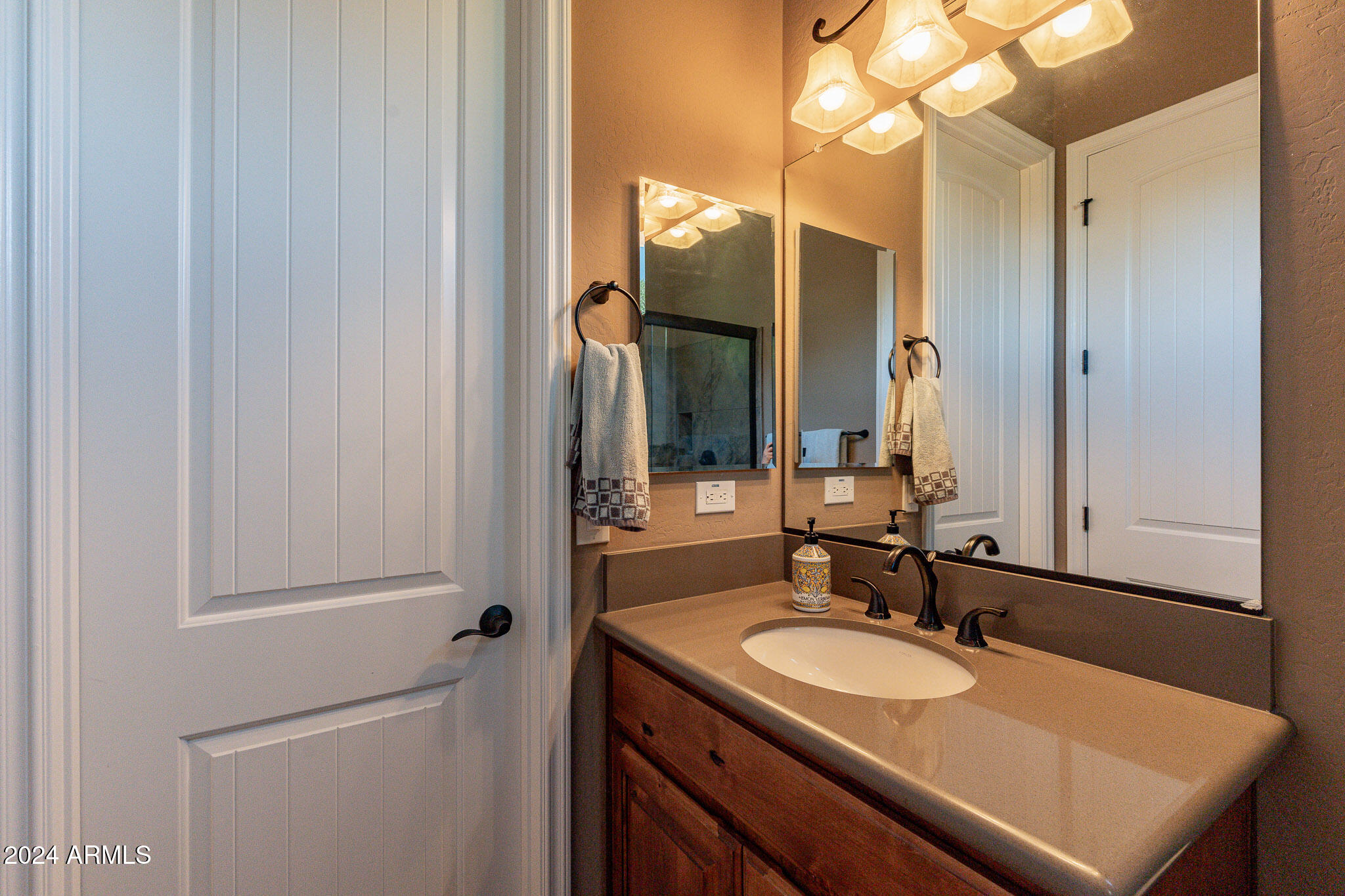 1745 E AMARANTH Trail