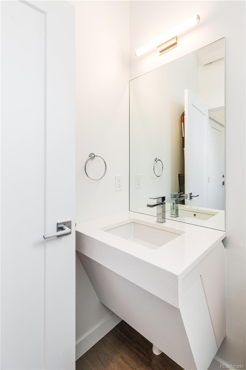 1620 Irving Street Unit: 5