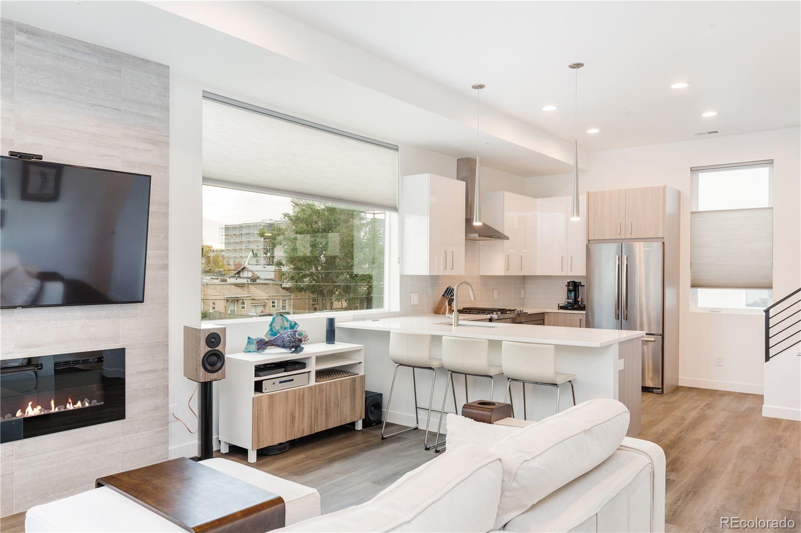 1620 Irving Street Unit: 5