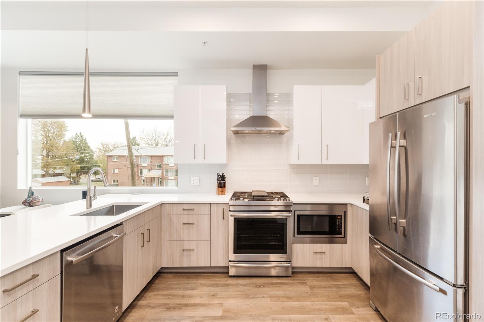 1620 Irving Street Unit: 5
