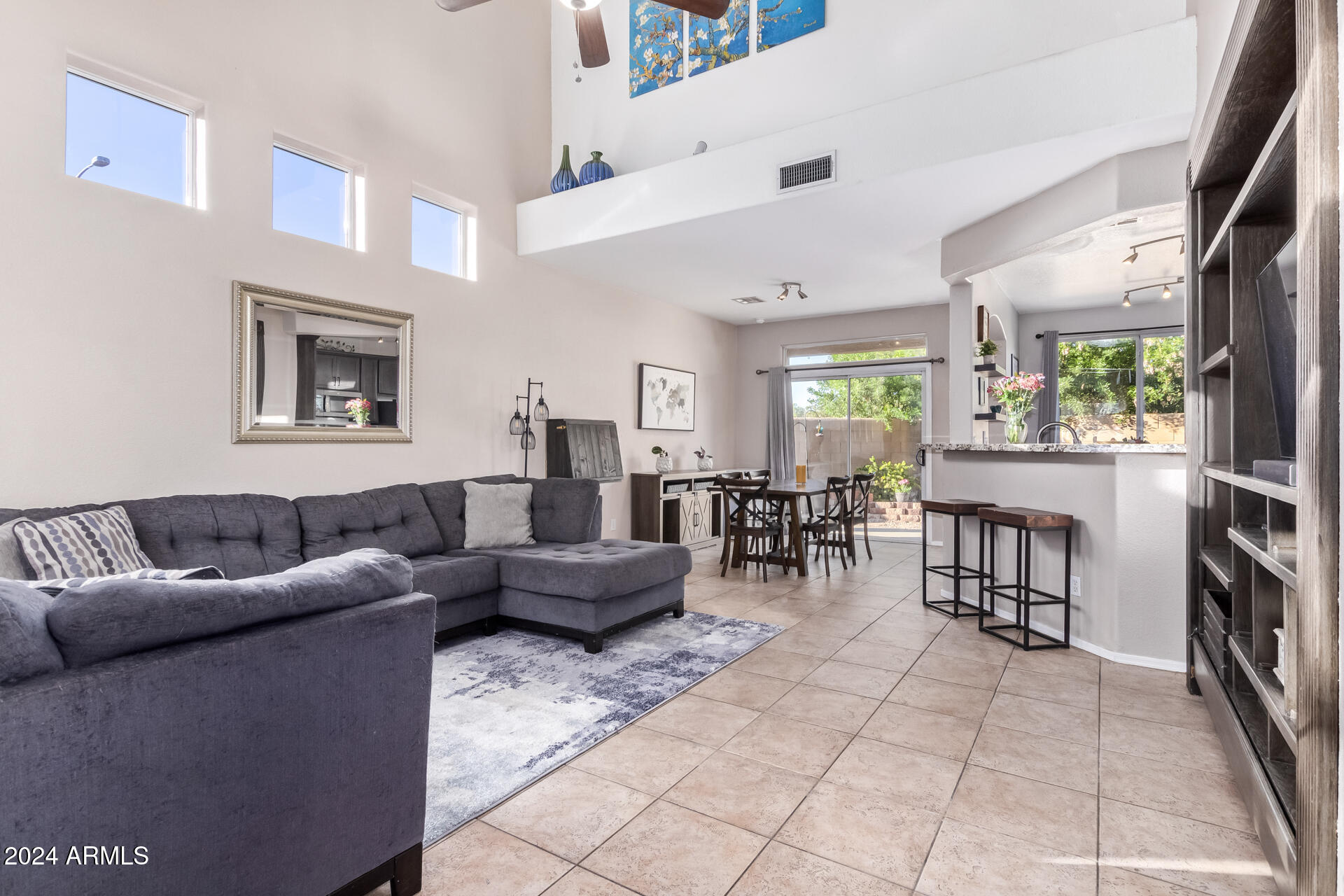 2209 S HARPER --