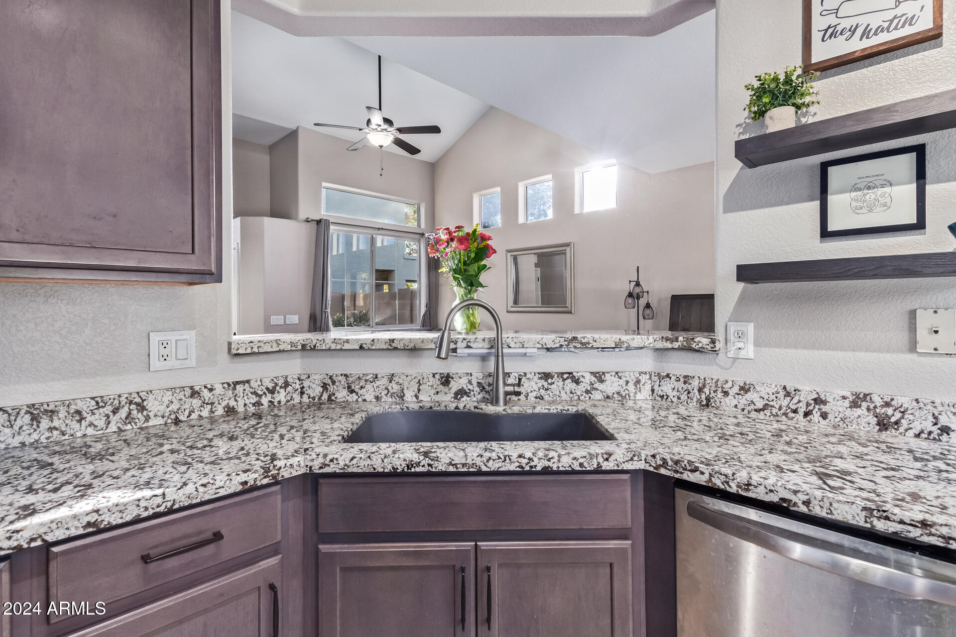 2209 S HARPER --