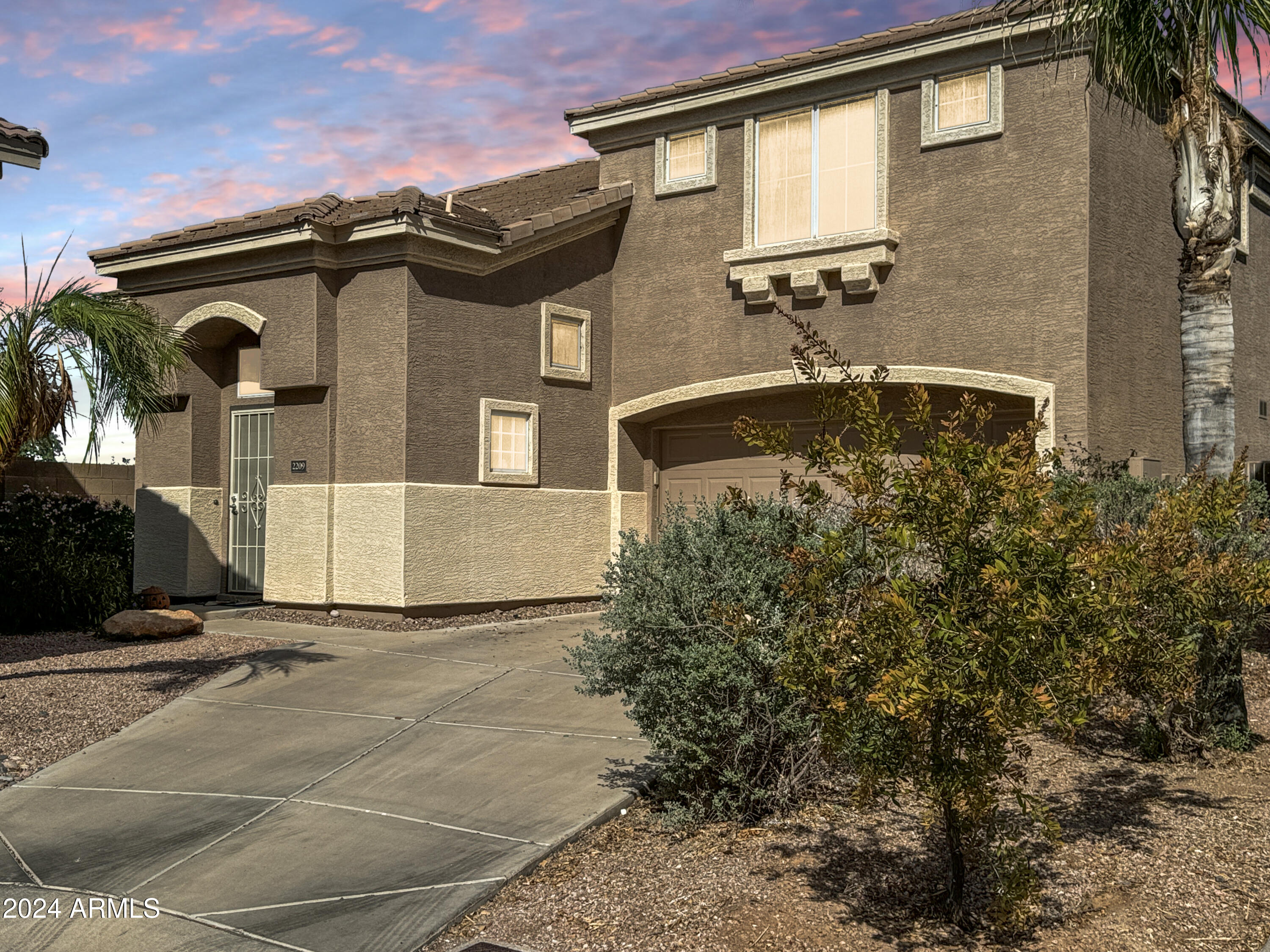 2209 S HARPER --